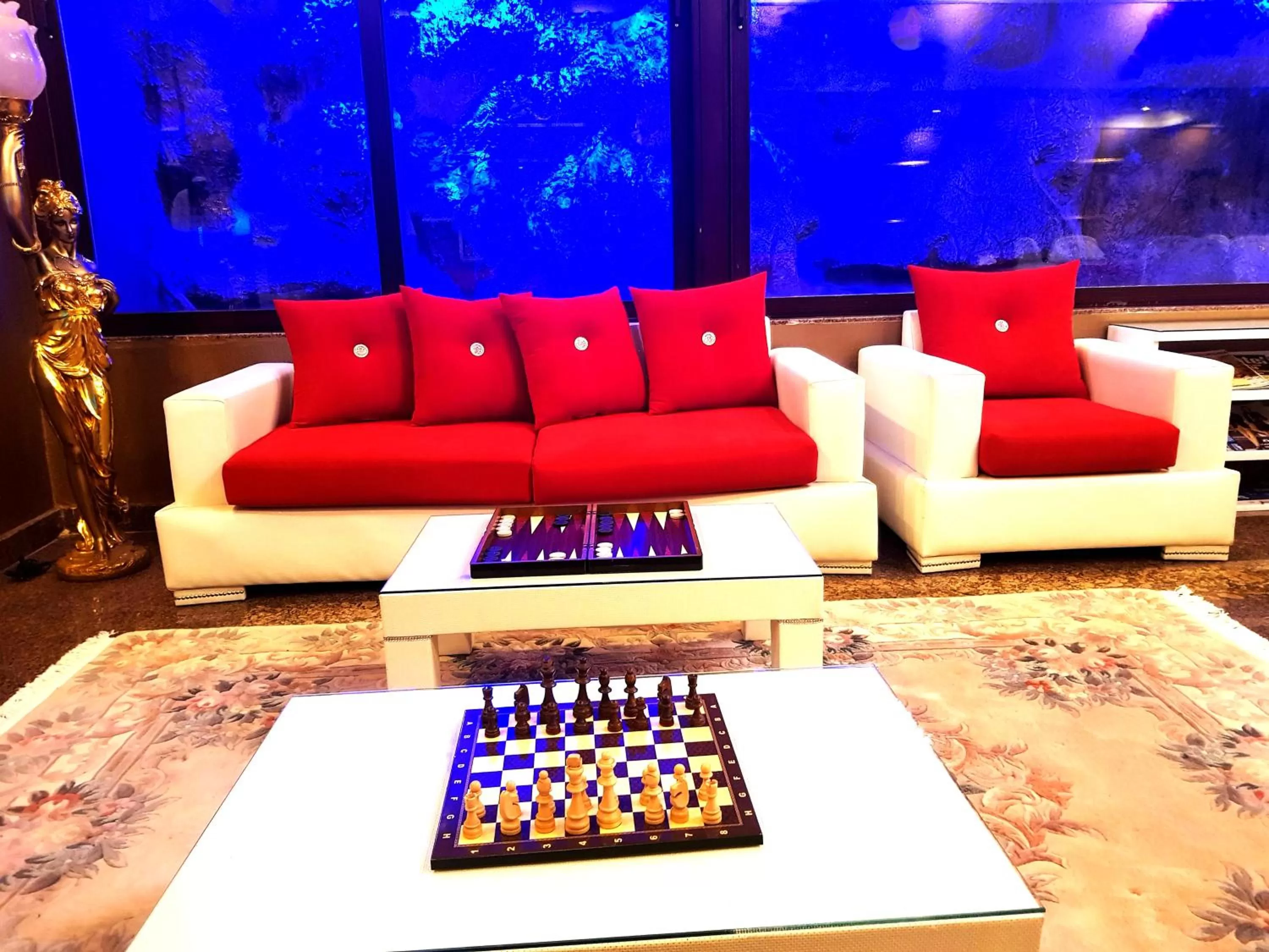 Communal lounge/ TV room in Business Park Hotel