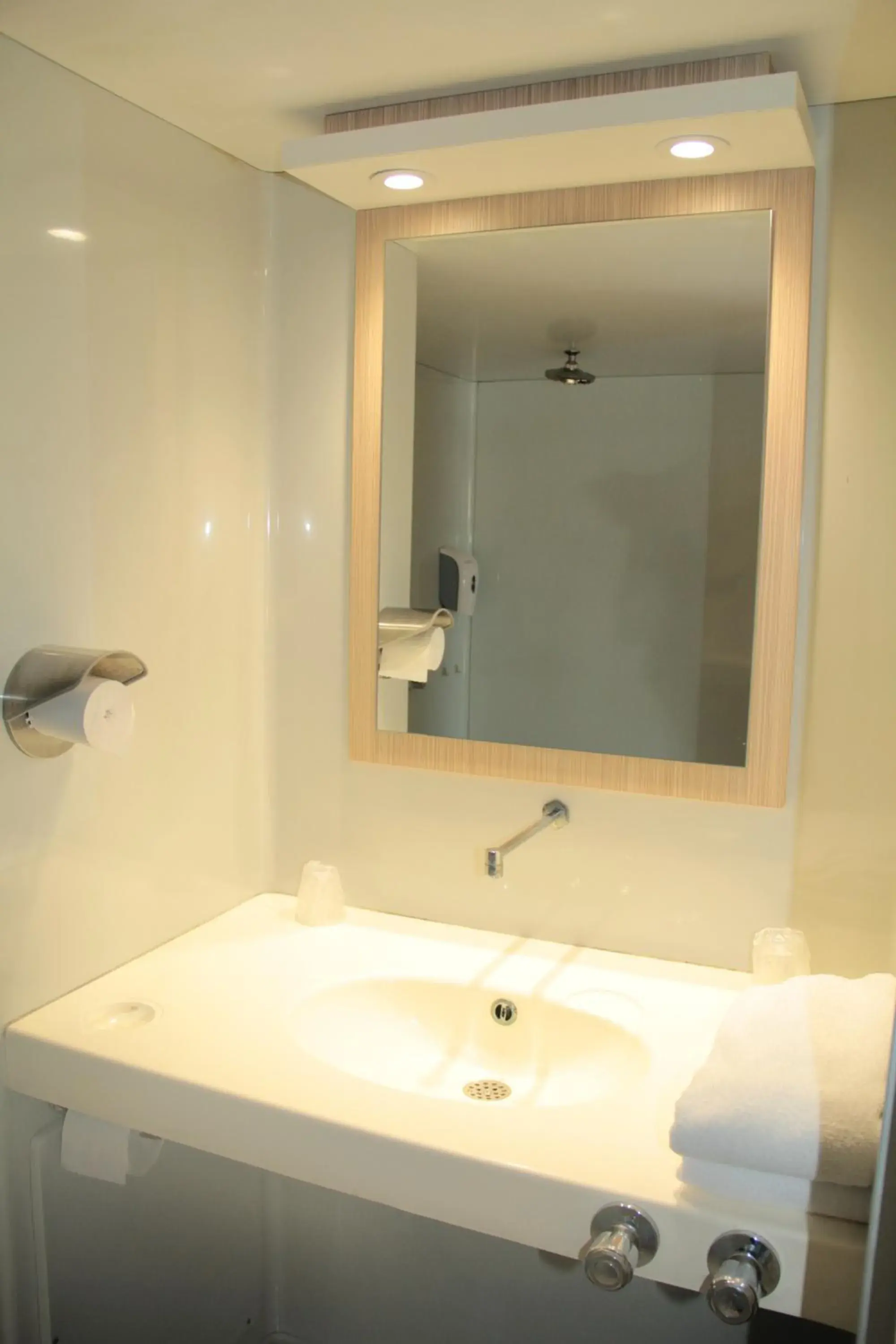 Shower, Bathroom in Premiere Classe Soissons