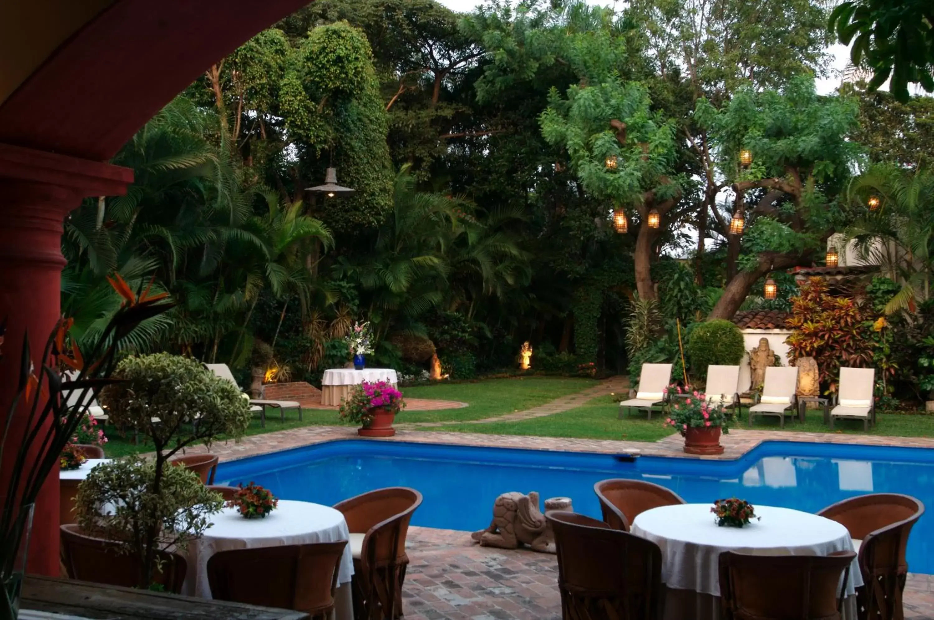 Restaurant/places to eat, Swimming Pool in Hotel Casa Colonial - Adults Only