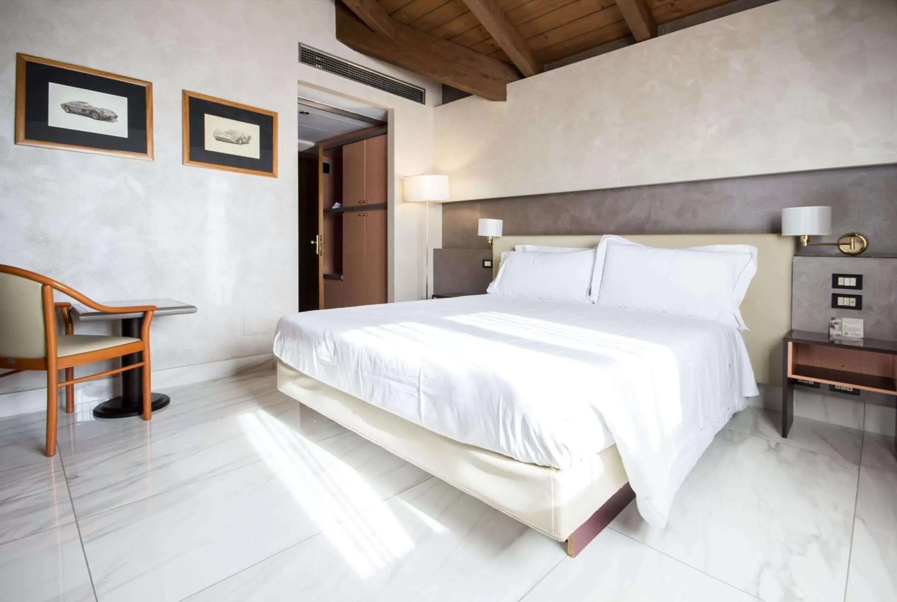 Bedroom, Bed in Best Western Modena District