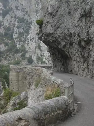 Area and facilities in Hôtel Restaurant Mas Le Châtelet Area and facilities in Hôtel Restaurant Mas Le Châtelet