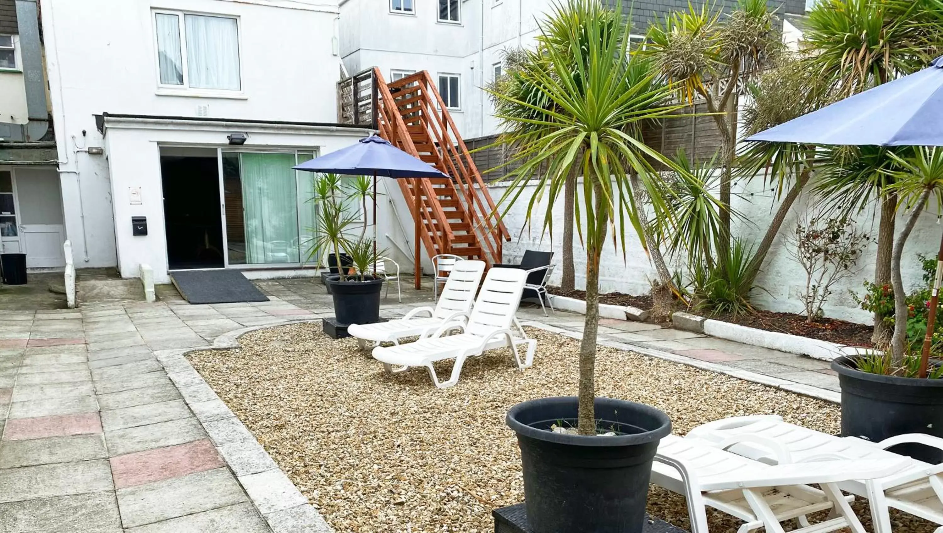 Patio in Magnuson Hotel Sandy Lodge Newquay