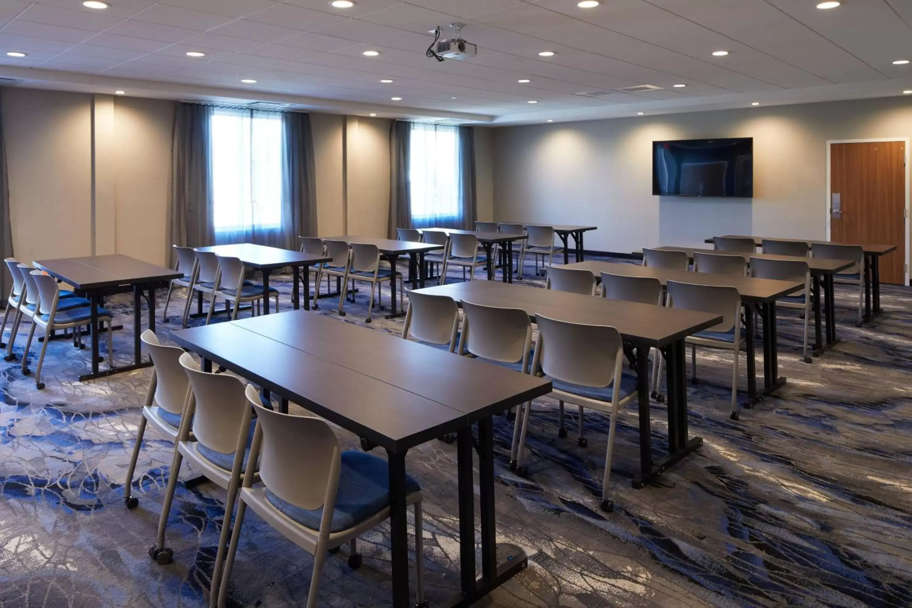 Meeting/conference room in Fairfield Inn & Suites by Marriott Riverside Moreno Valley