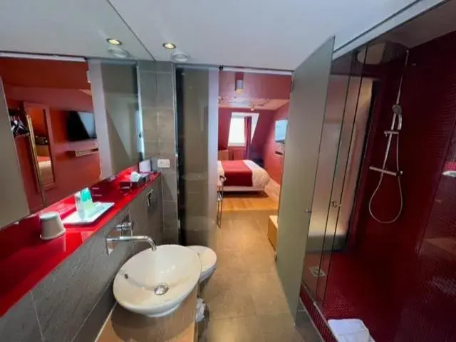 Bathroom in Hôtel Elixir