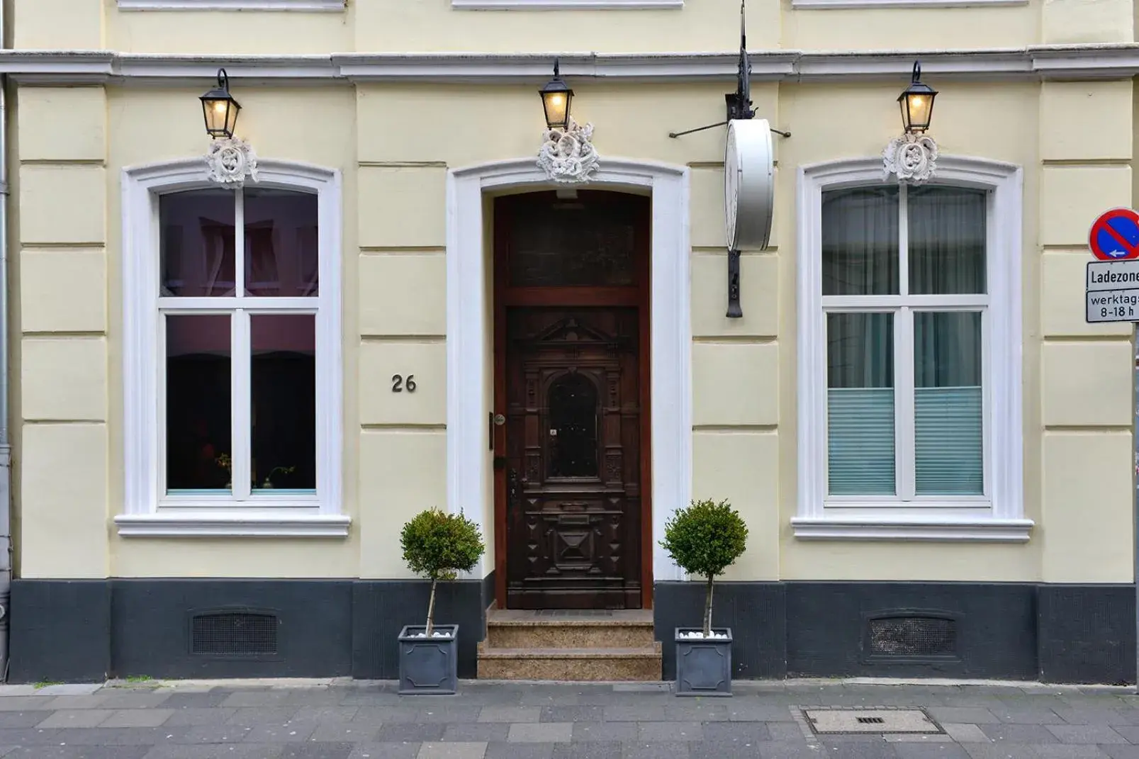 Facade/entrance, Property Building in Hotel Domstern