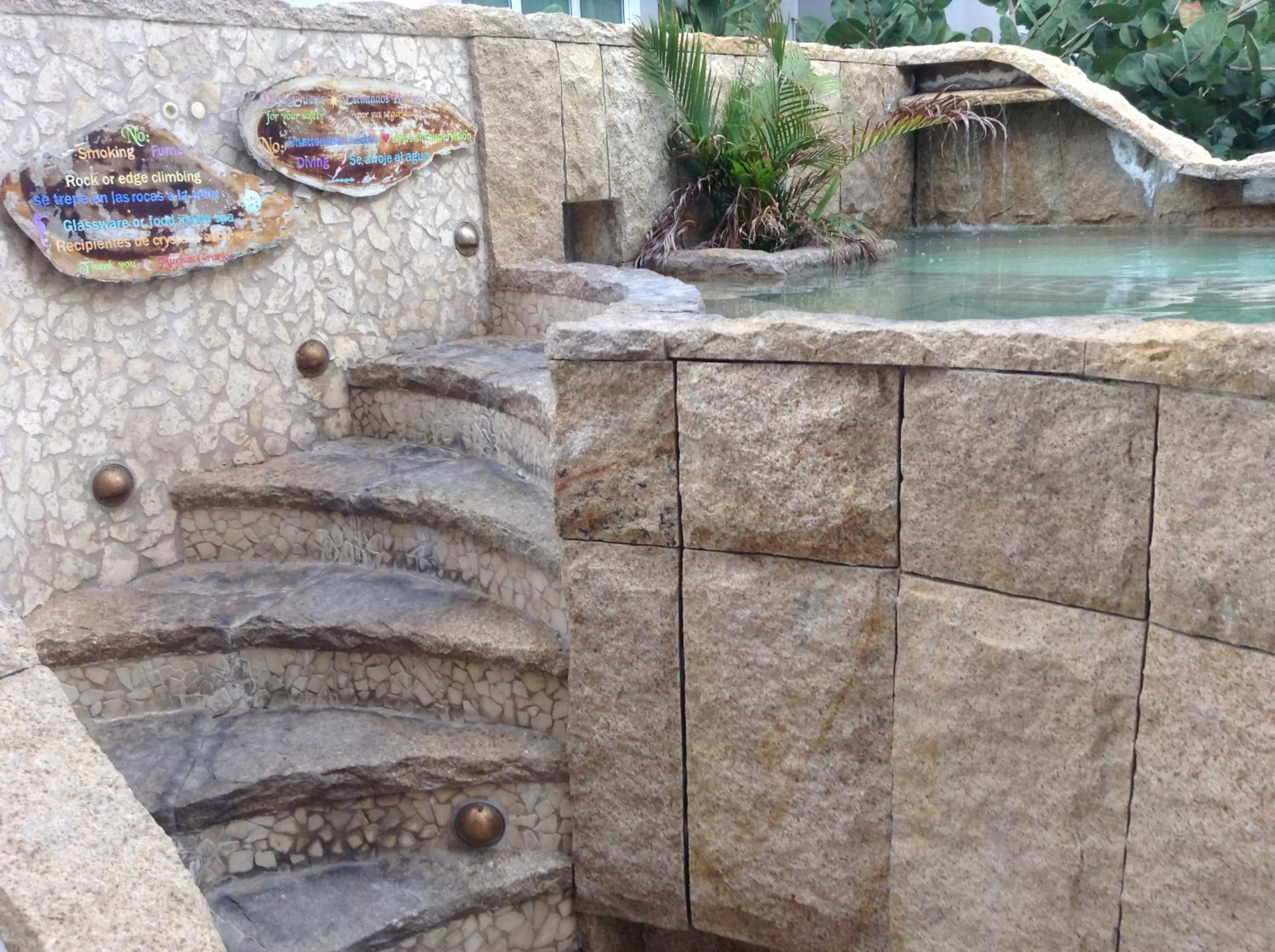 Area and facilities in Acacia Boutique Hotel