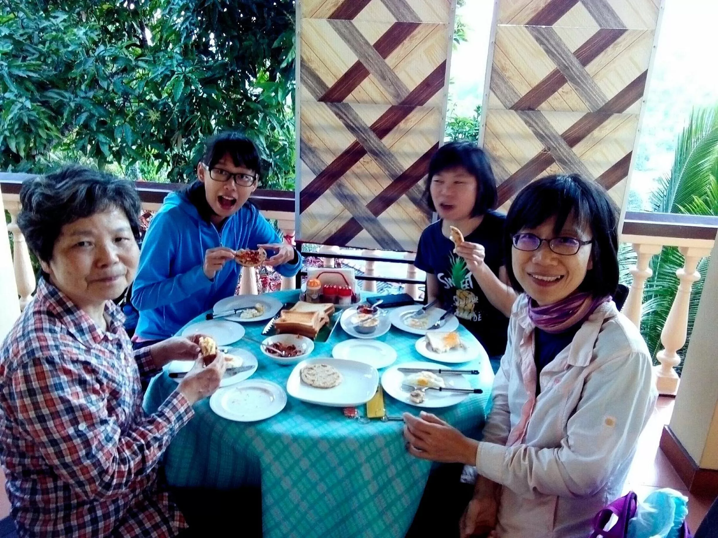 Food and drinks in Evergreen