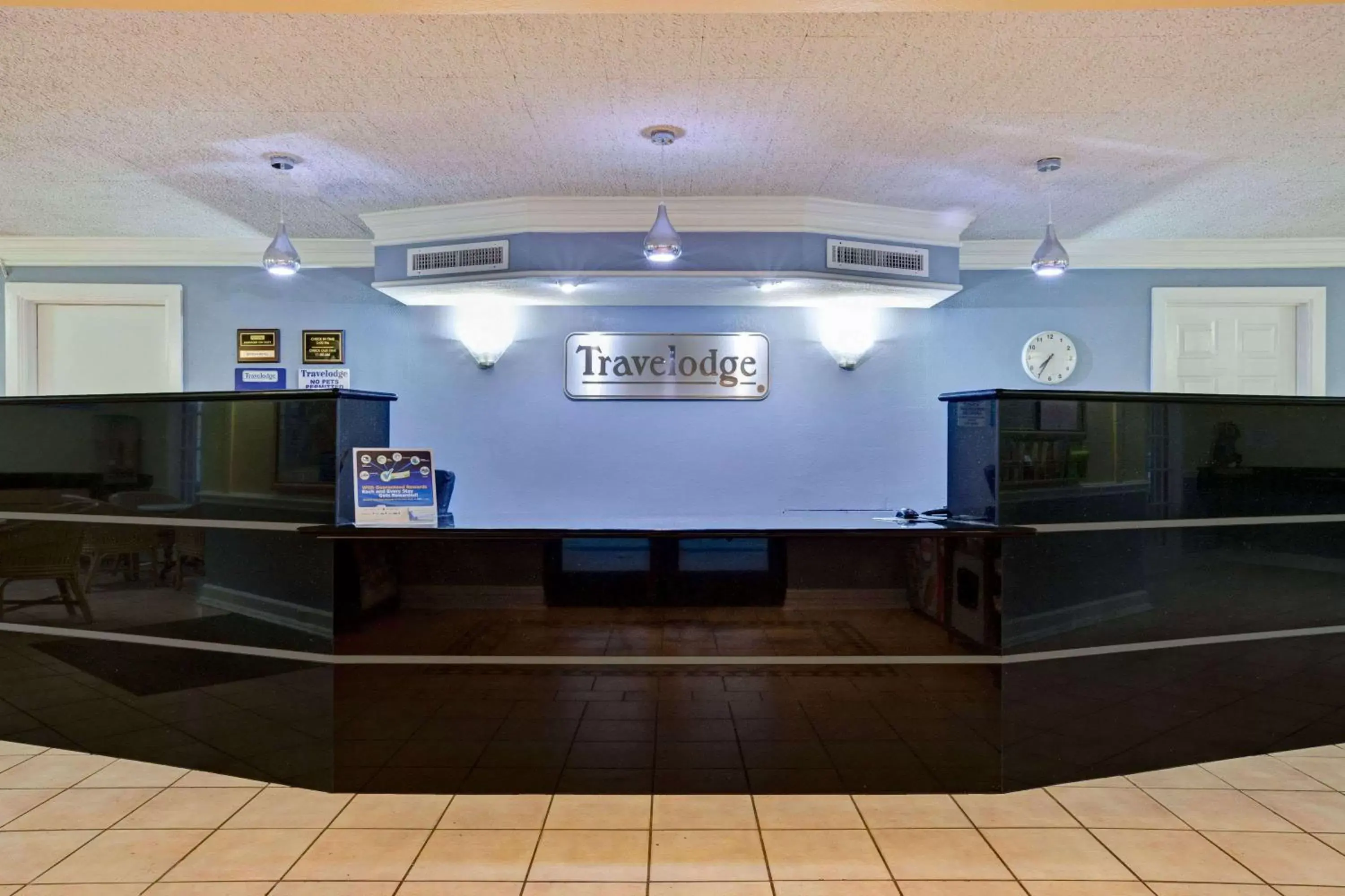 Lobby or reception, Lobby/Reception in Travelodge by Wyndham North Richland Hills/Dallas/Ft Worth