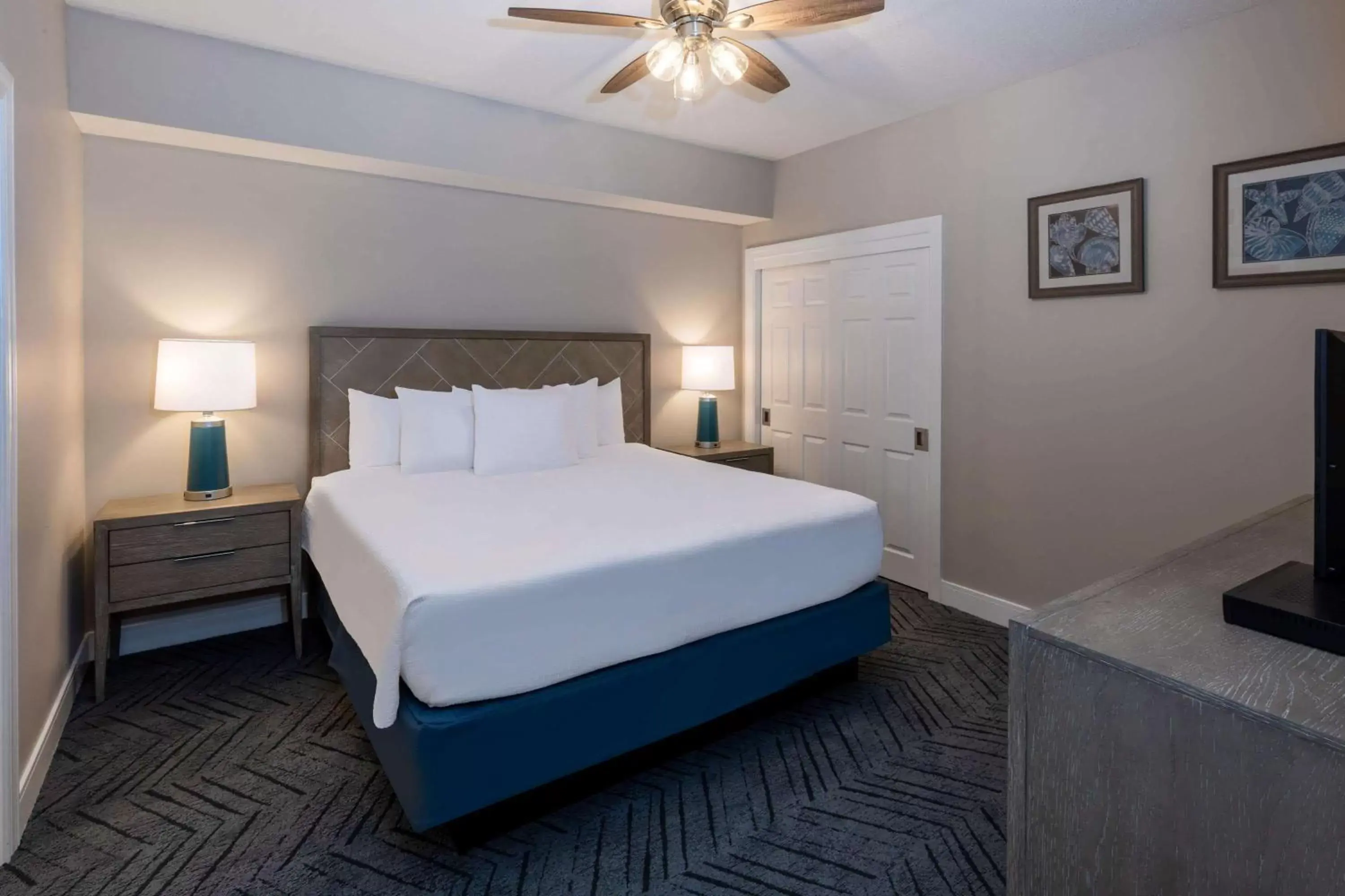 Photo of the whole room, Bed in Escapes! To The Shores Orange Beach, A Ramada by Wyndham