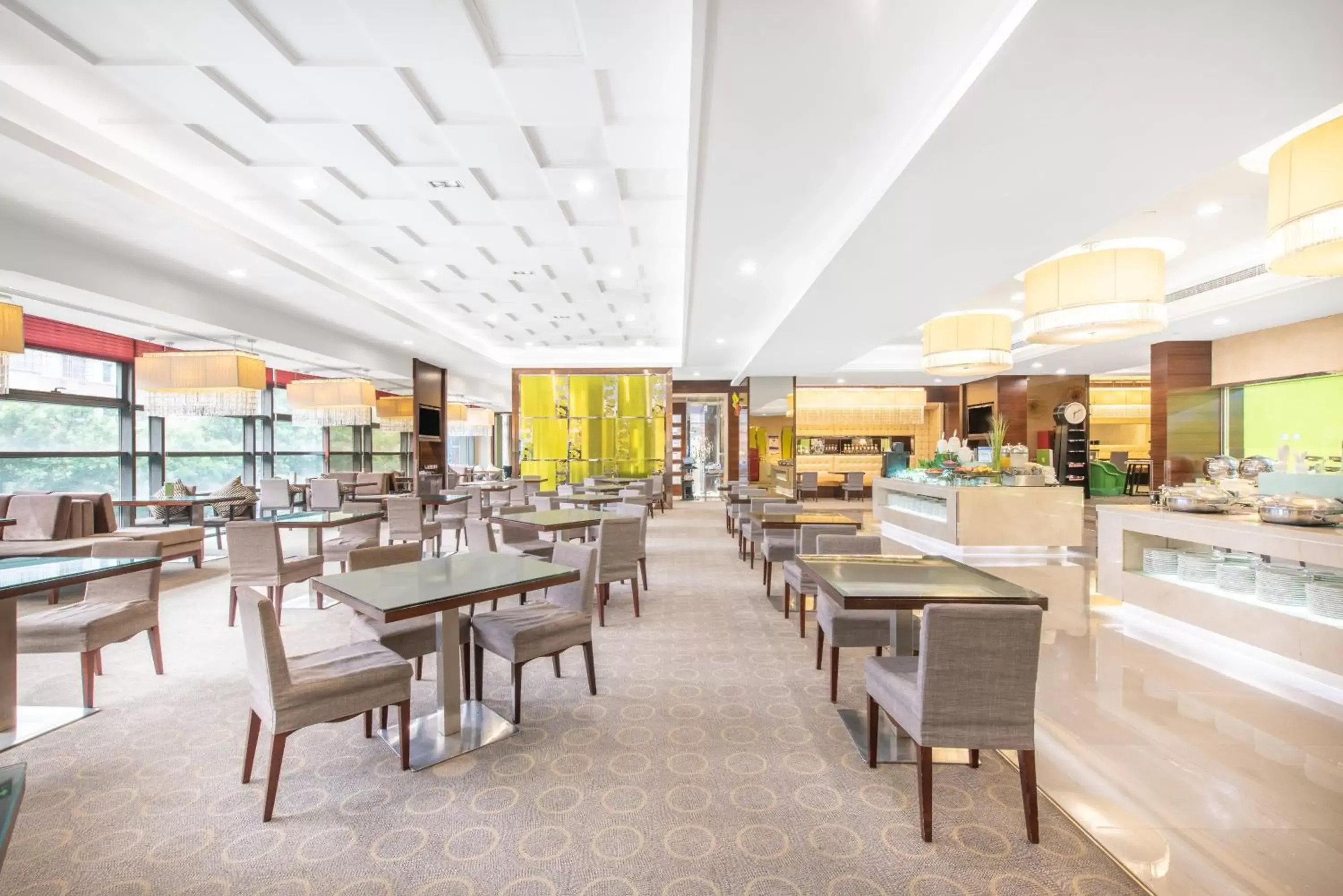 Breakfast, Restaurant/Places to Eat in Holiday Inn Express Beijing Dongzhimen, an IHG Hotel