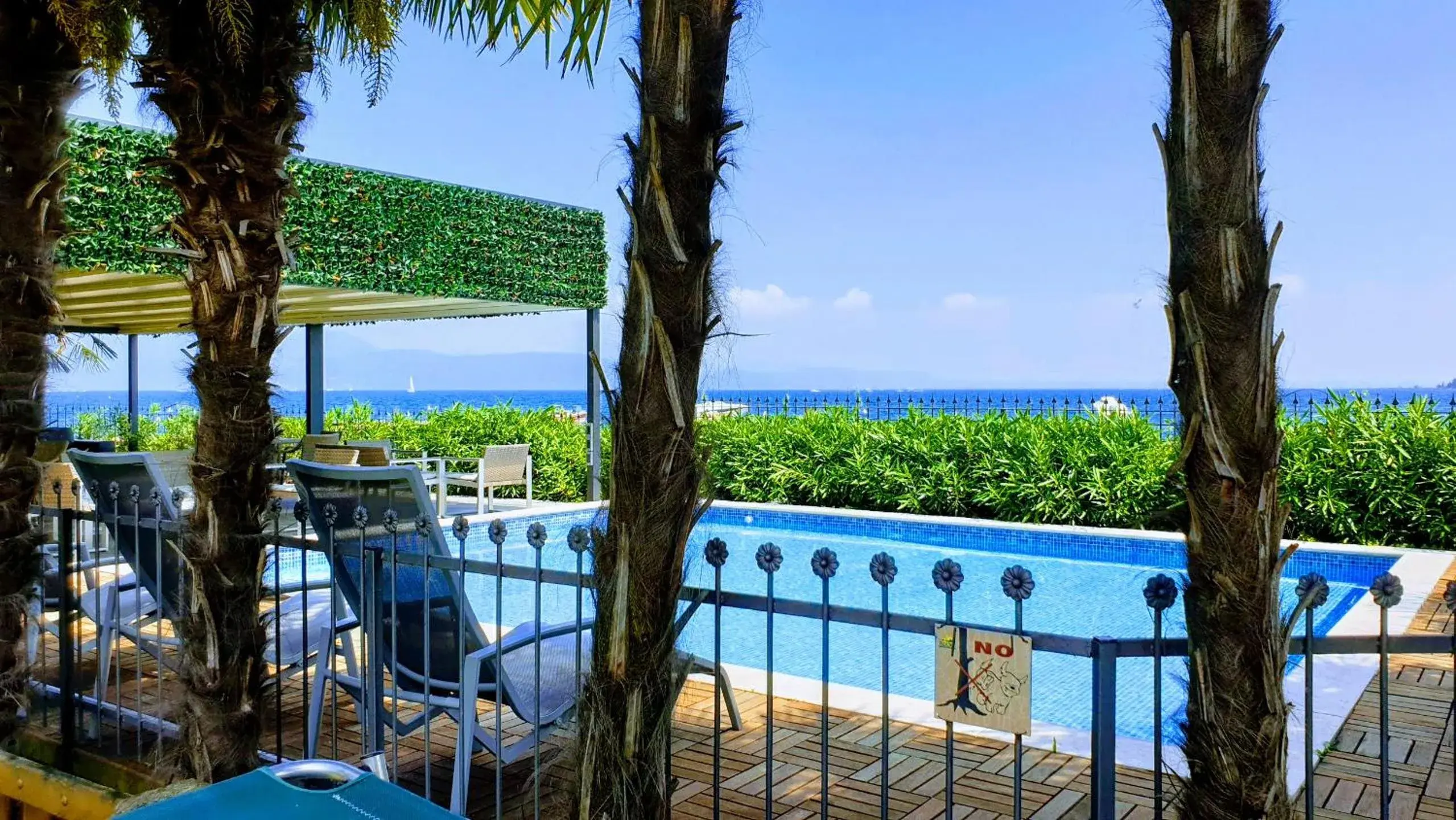 Lake view, Pool View in Residence Villalsole