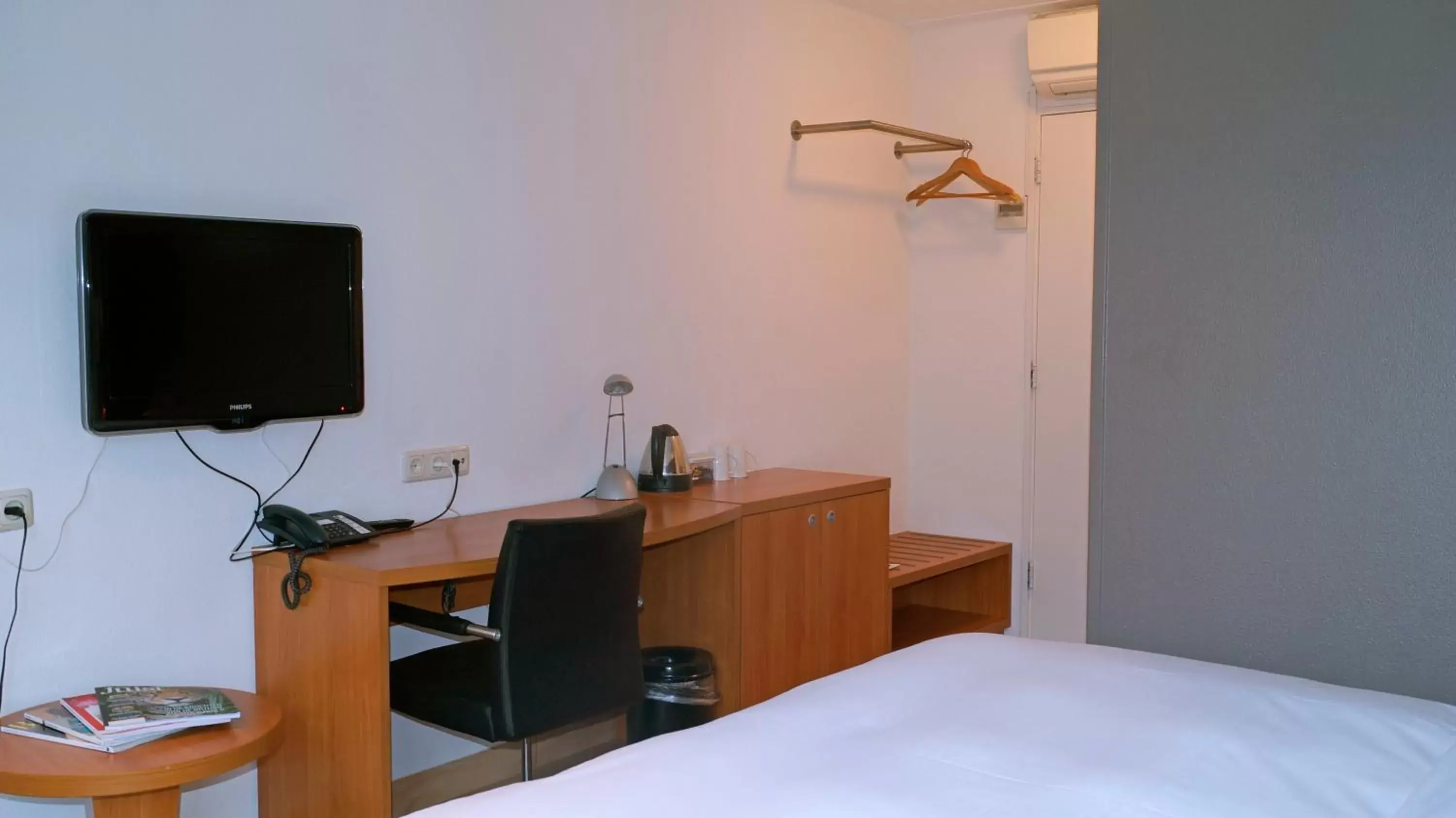 Photo of the whole room, Bed in Fletcher Resort-Hotel Zutphen Photo of the whole room, Bed in Fletcher Resort-Hotel Zutphen