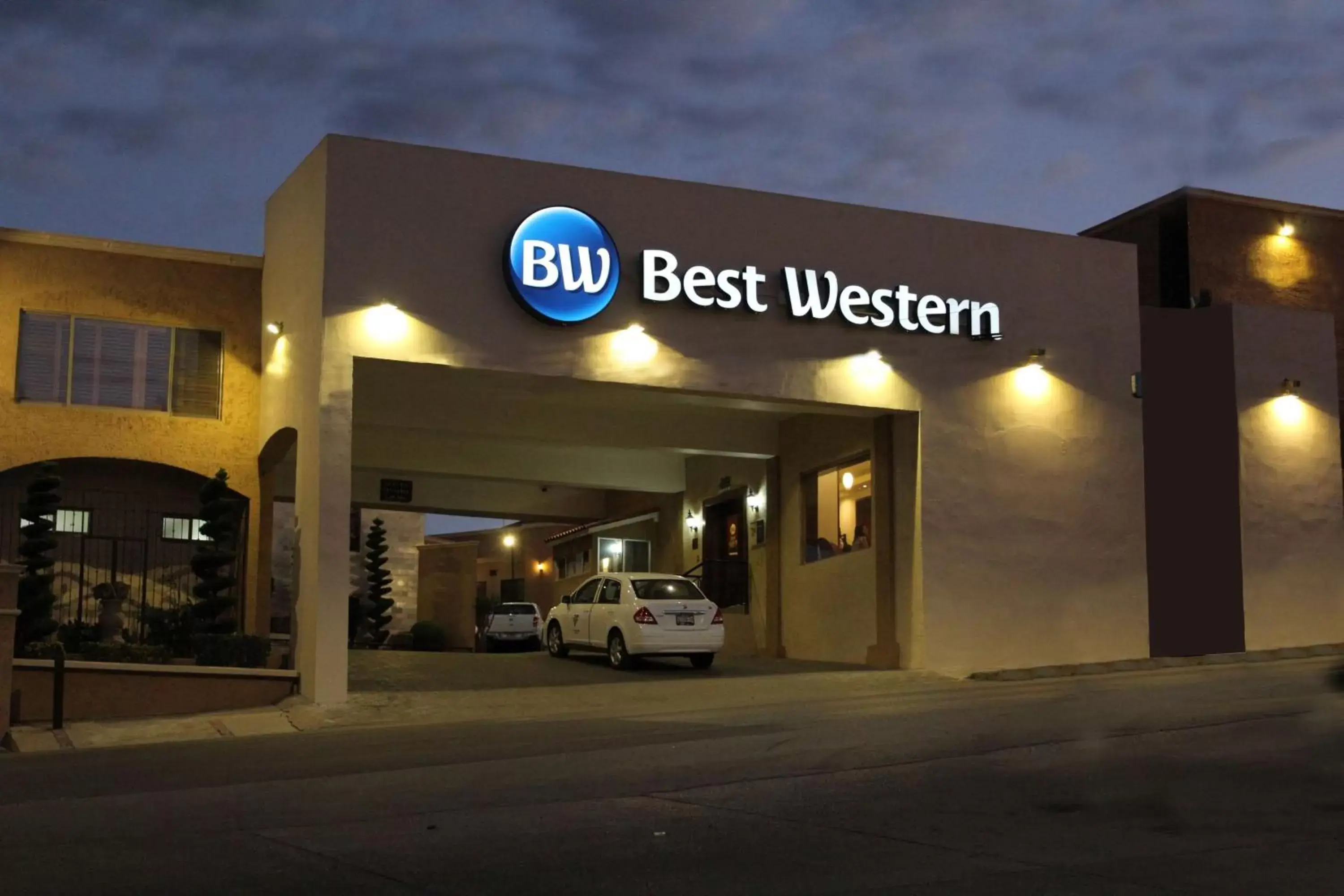 Property Building in Best Western Cumbres Inn Cd. Cuauhtemoc