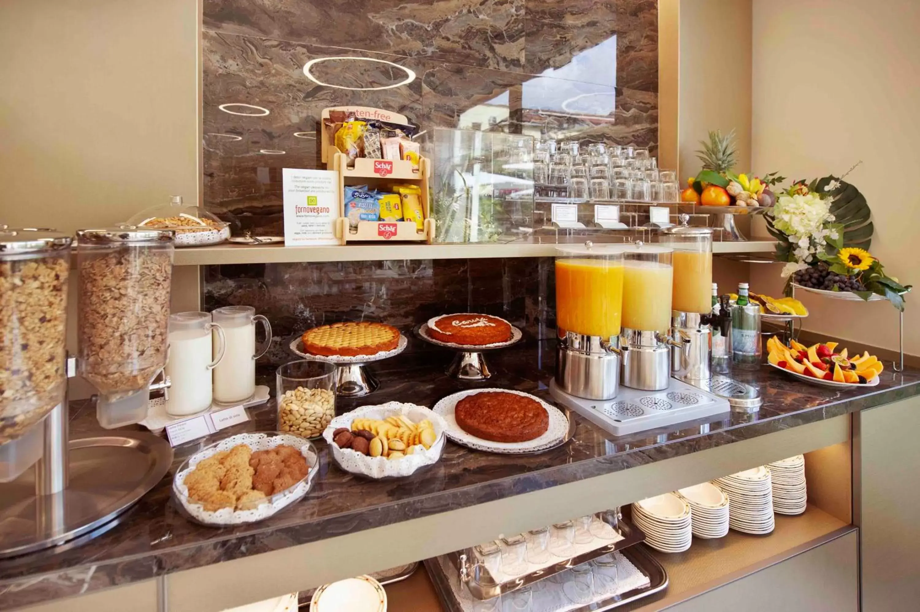 Buffet breakfast in Art Hotel Navigli