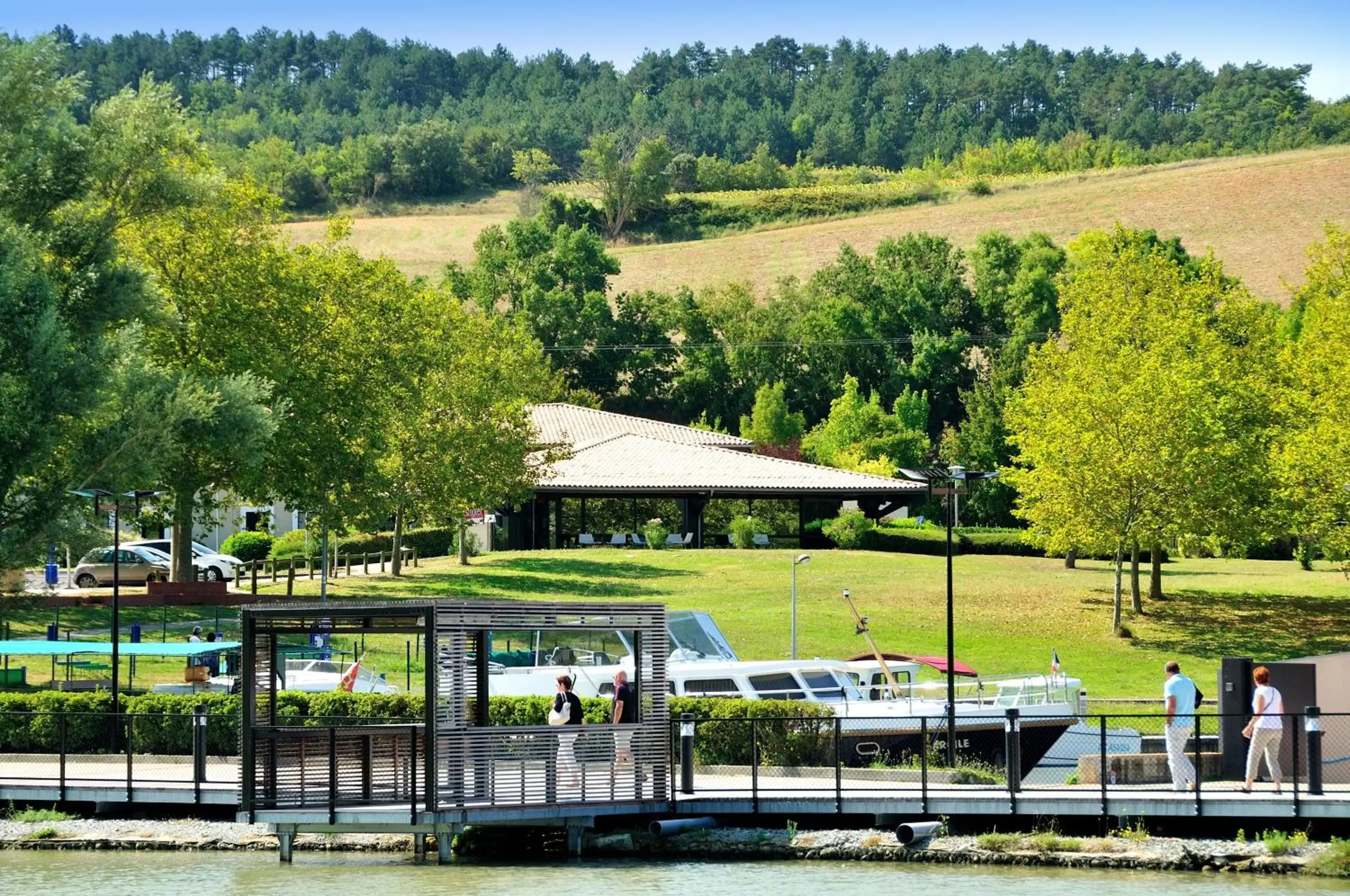 Facade/entrance in Relais Fasthotel Port Lauragais