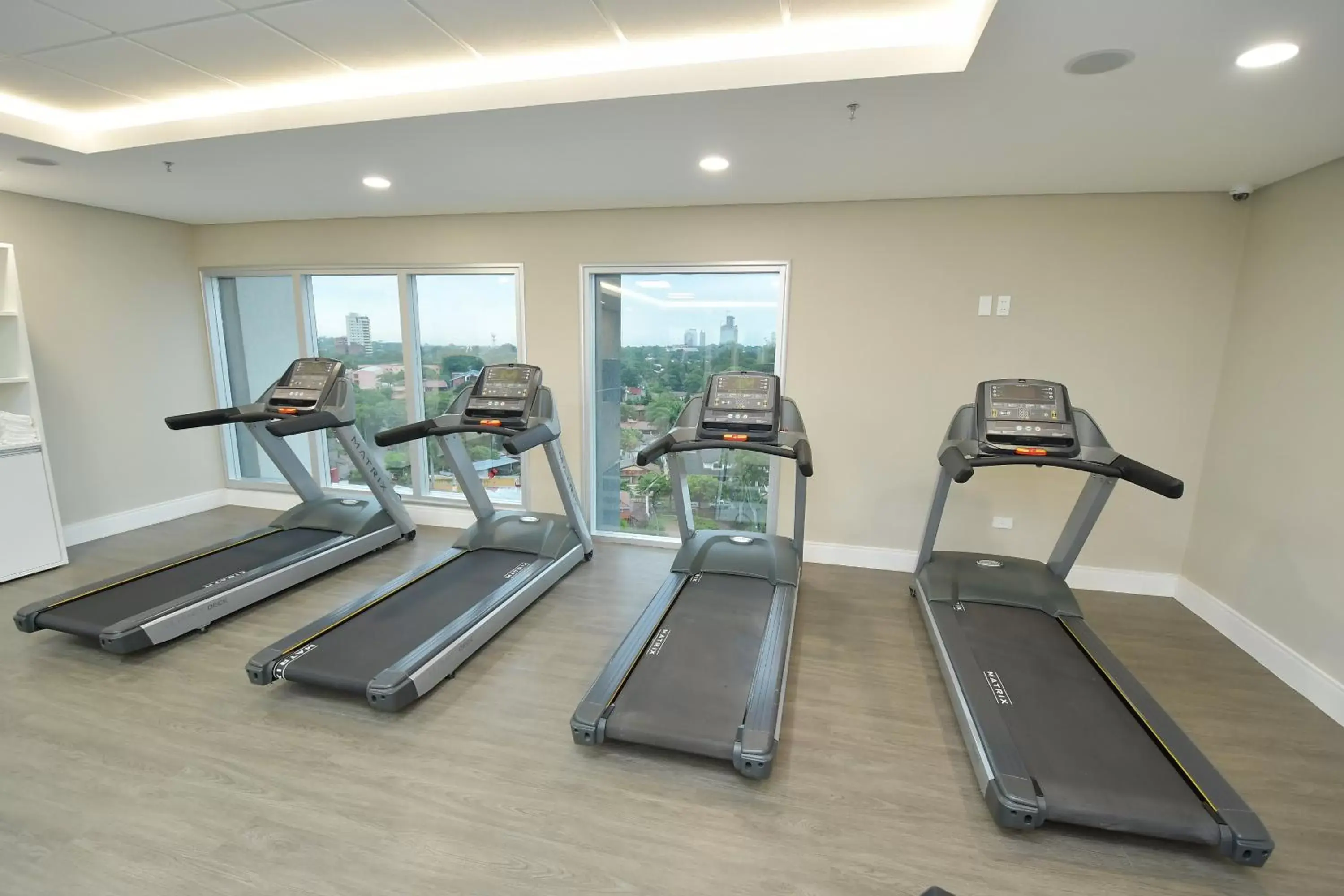 Fitness centre/facilities, Fitness Center/Facilities in Holiday Inn Express Asuncion Aviadores , an IHG Hotel