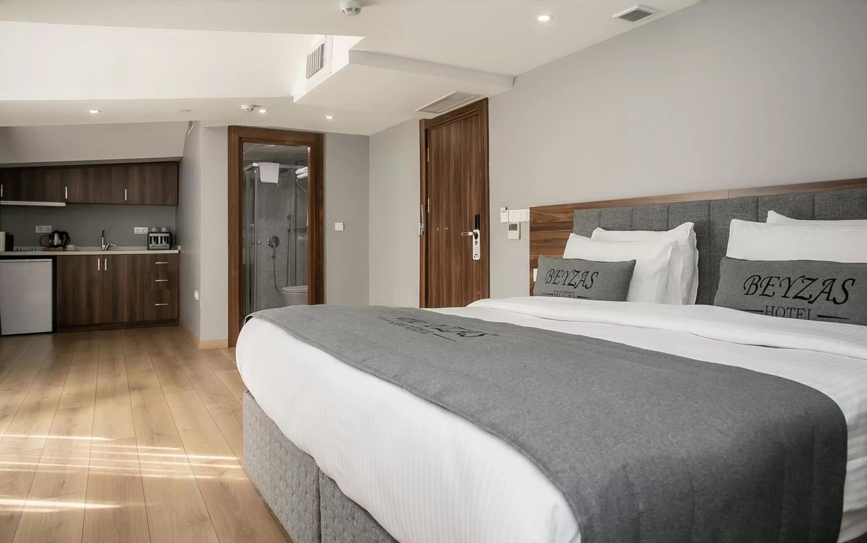 Bed in Beyzas Hotels & Suites