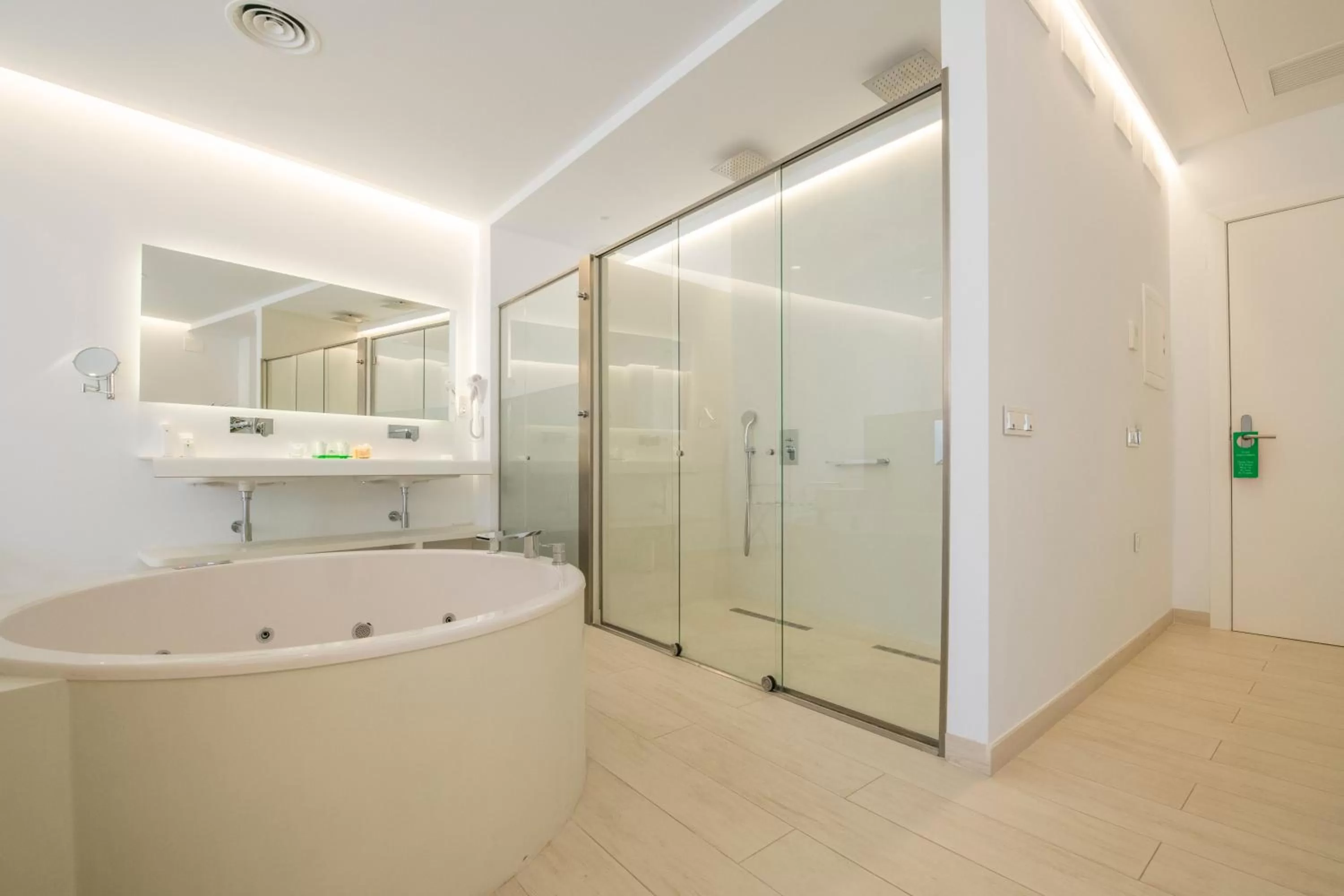 Shower in Sindic Hotel - Adults Only