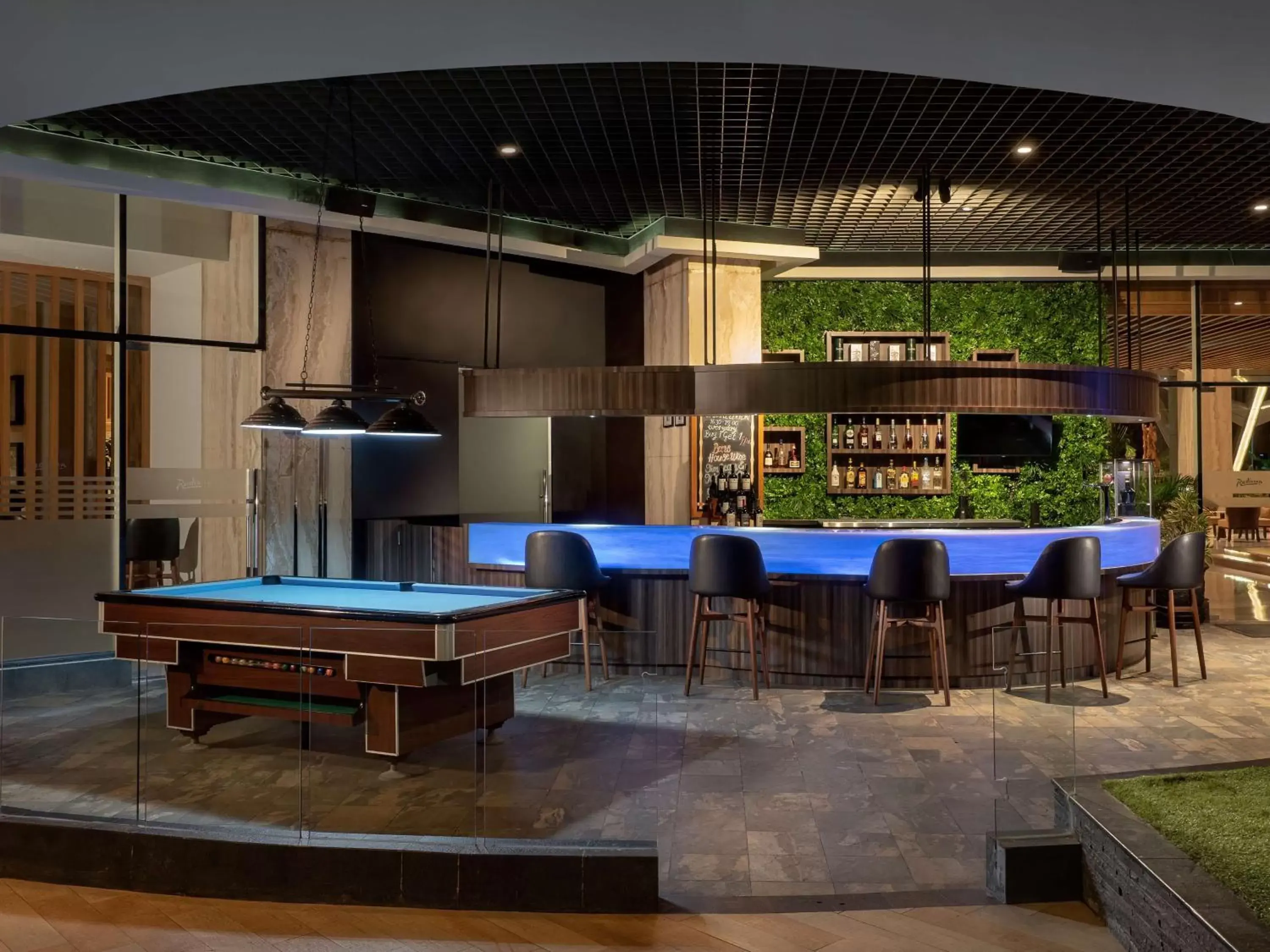 Lounge or bar, Billiards in Radisson Golf & Convention Center Batam