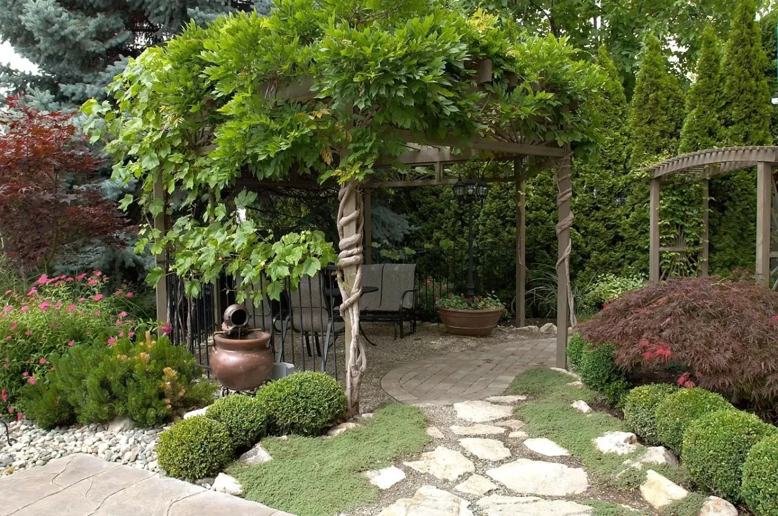 Garden in A Vista Villa Couples Retreat