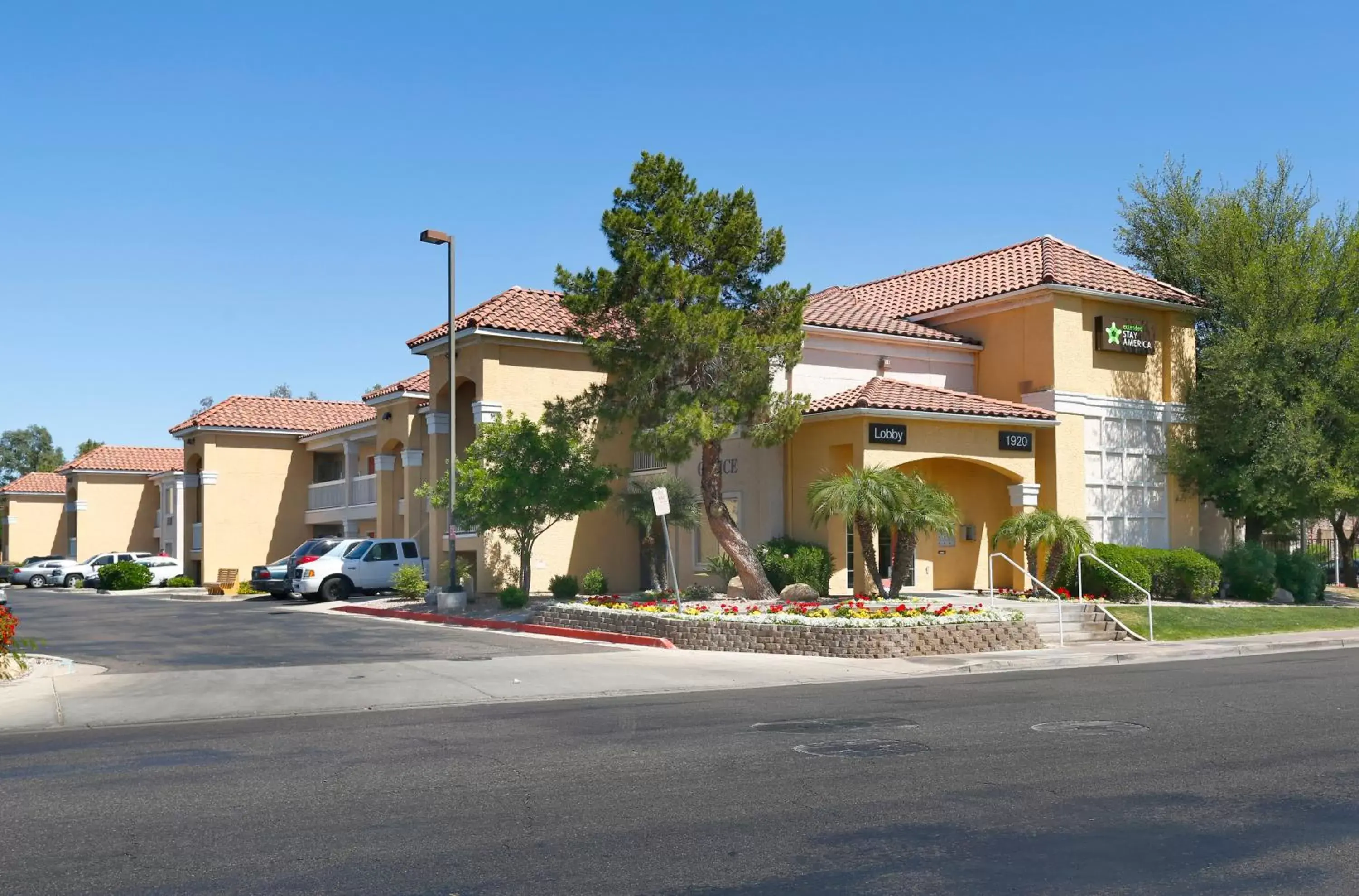 Property Building in Extended Stay America Suites - Phoenix - Mesa - West