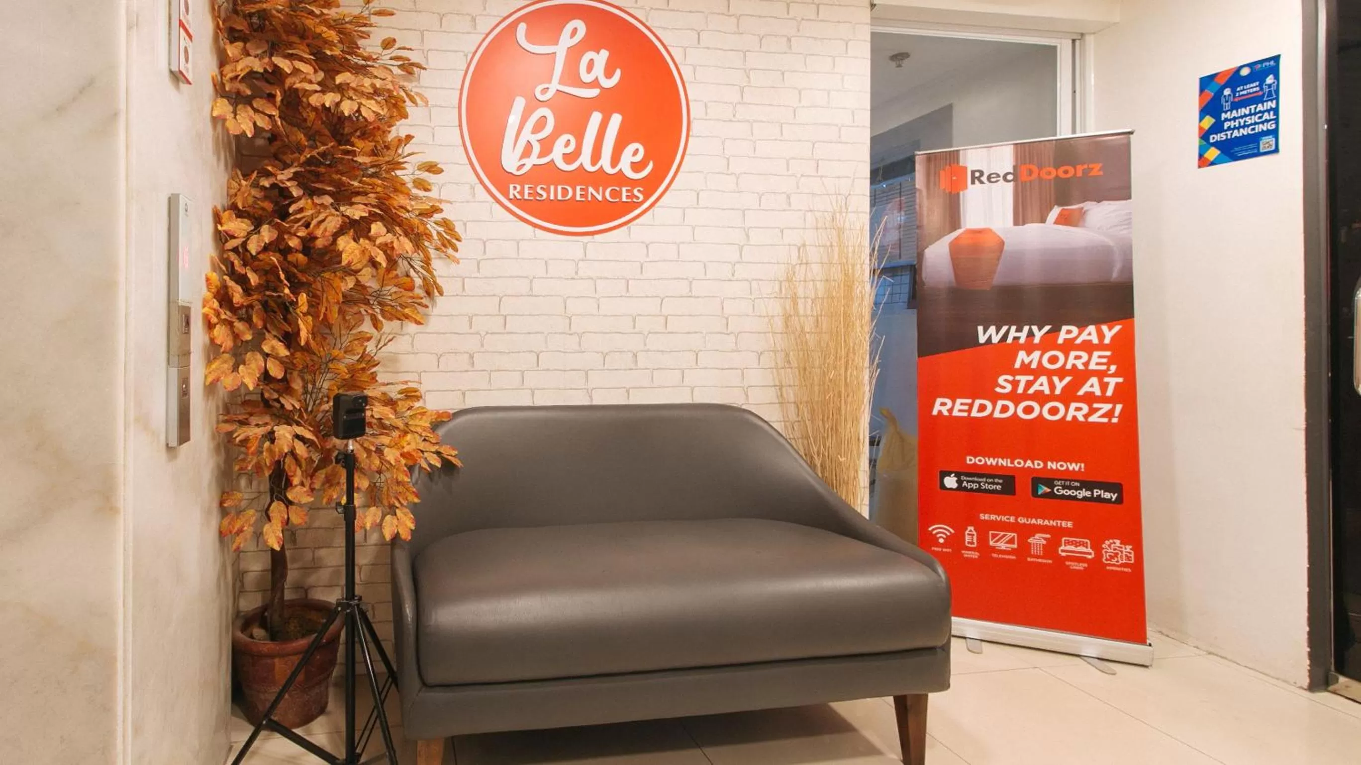 Lobby or reception in RedDoorz Plus at La Belle Residences Makati City