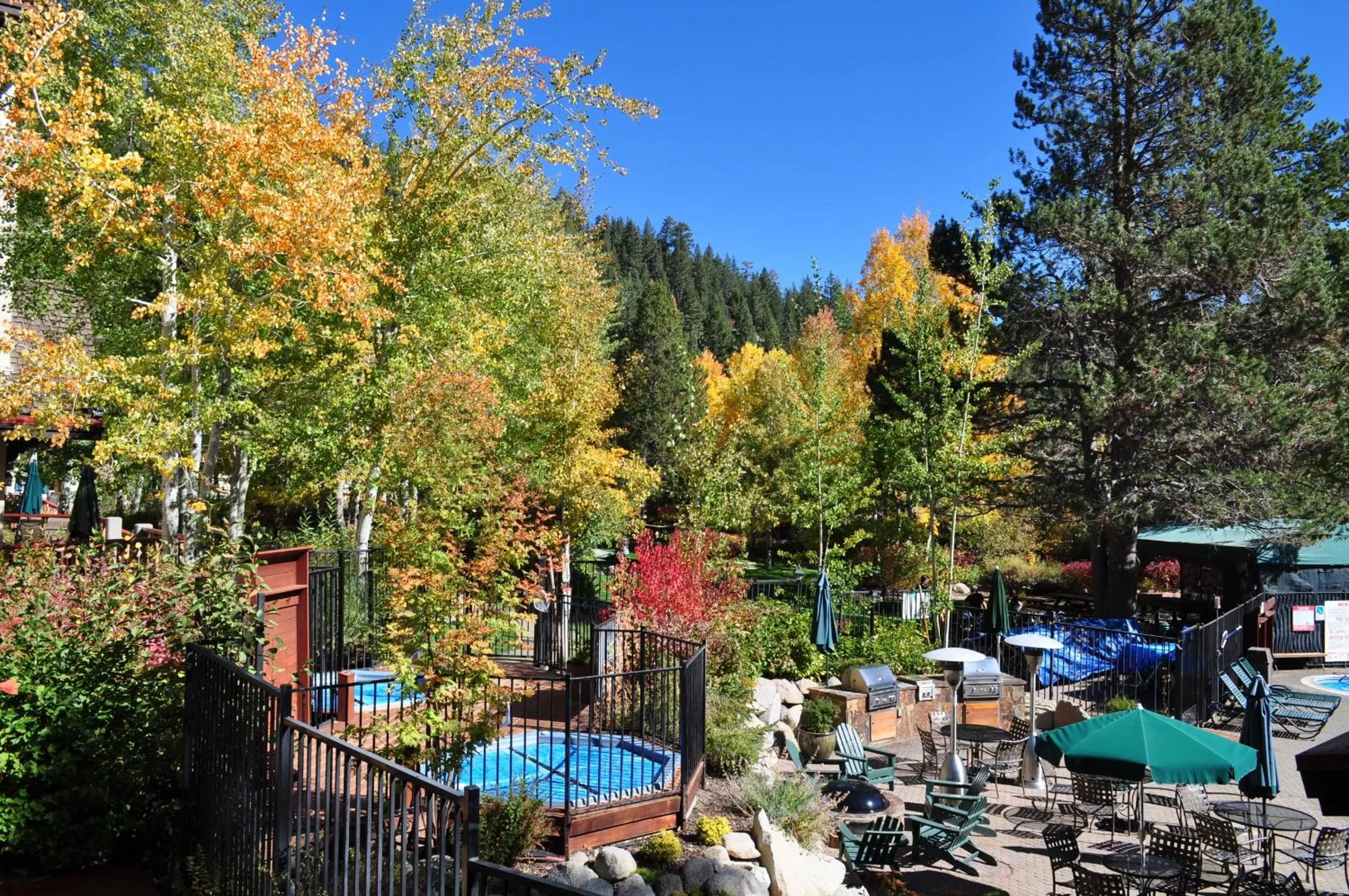 Hot Tub in Olympic Village Inn Olympic Valley