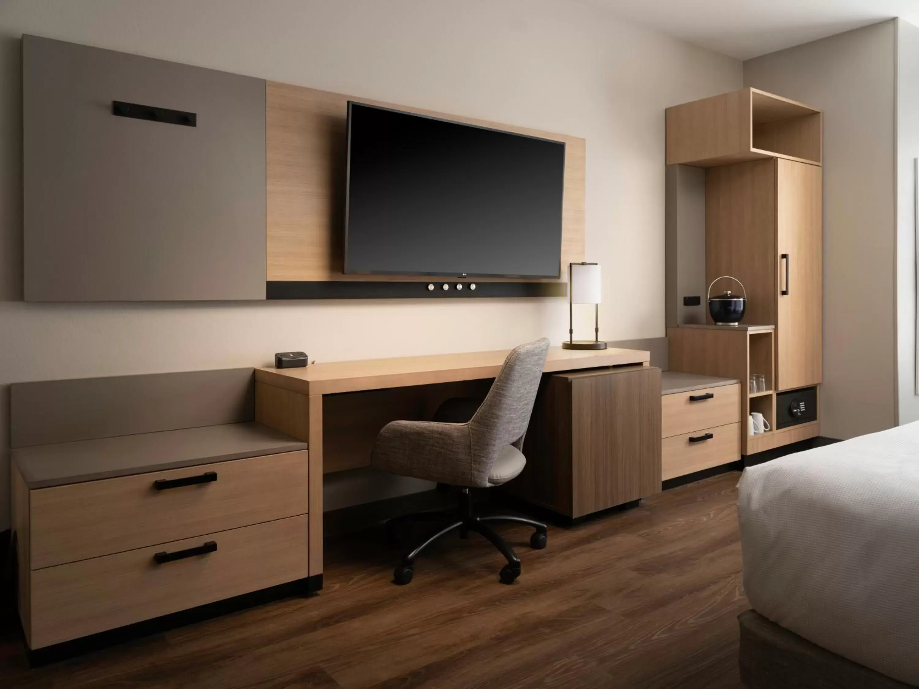 TV and multimedia, Bed in Hyatt Place Amarillo-West TV and multimedia, Bed in Hyatt Place Amarillo-West