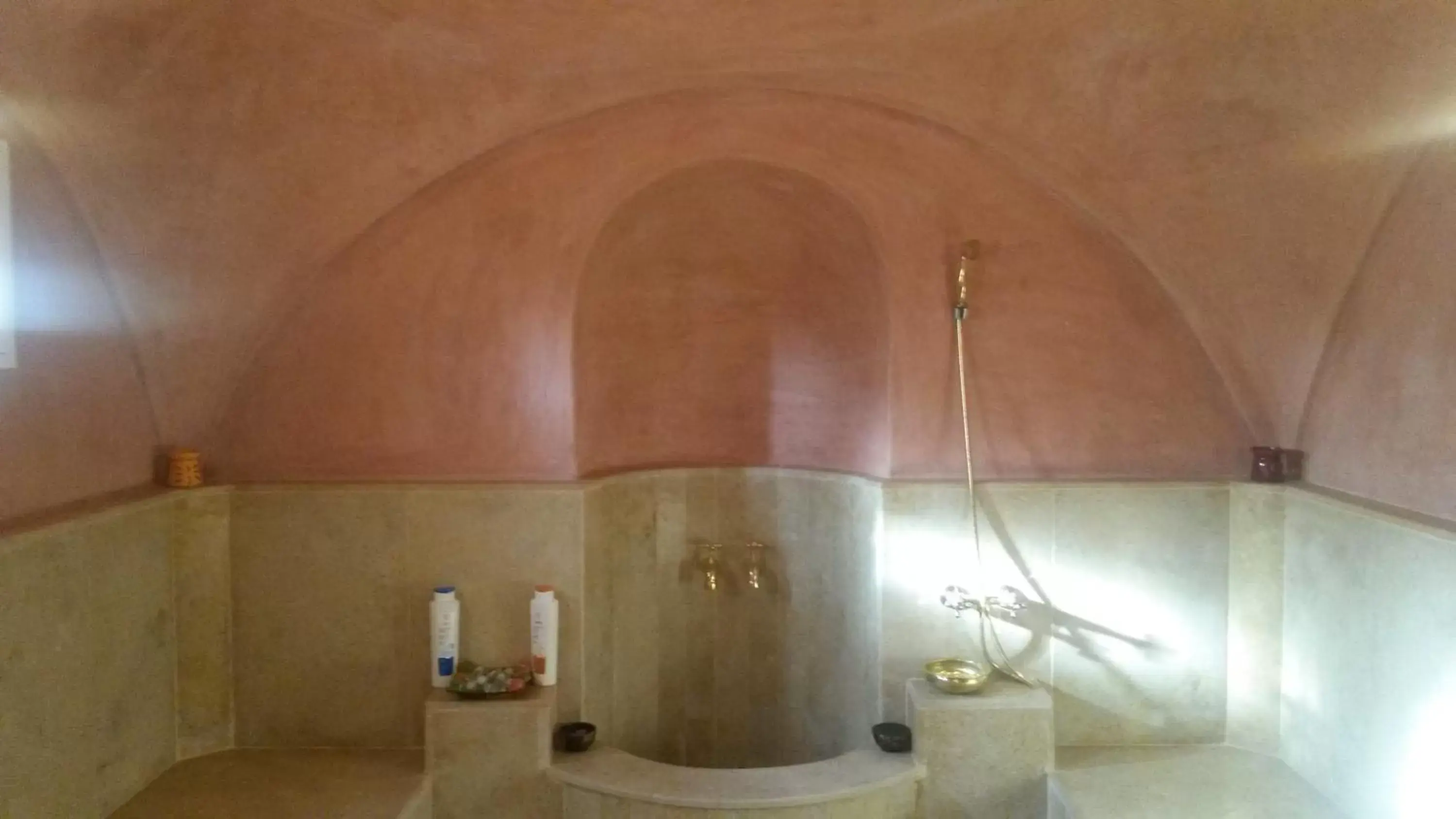 Hot Spring Bath, Bathroom in Kasbah Sirocco