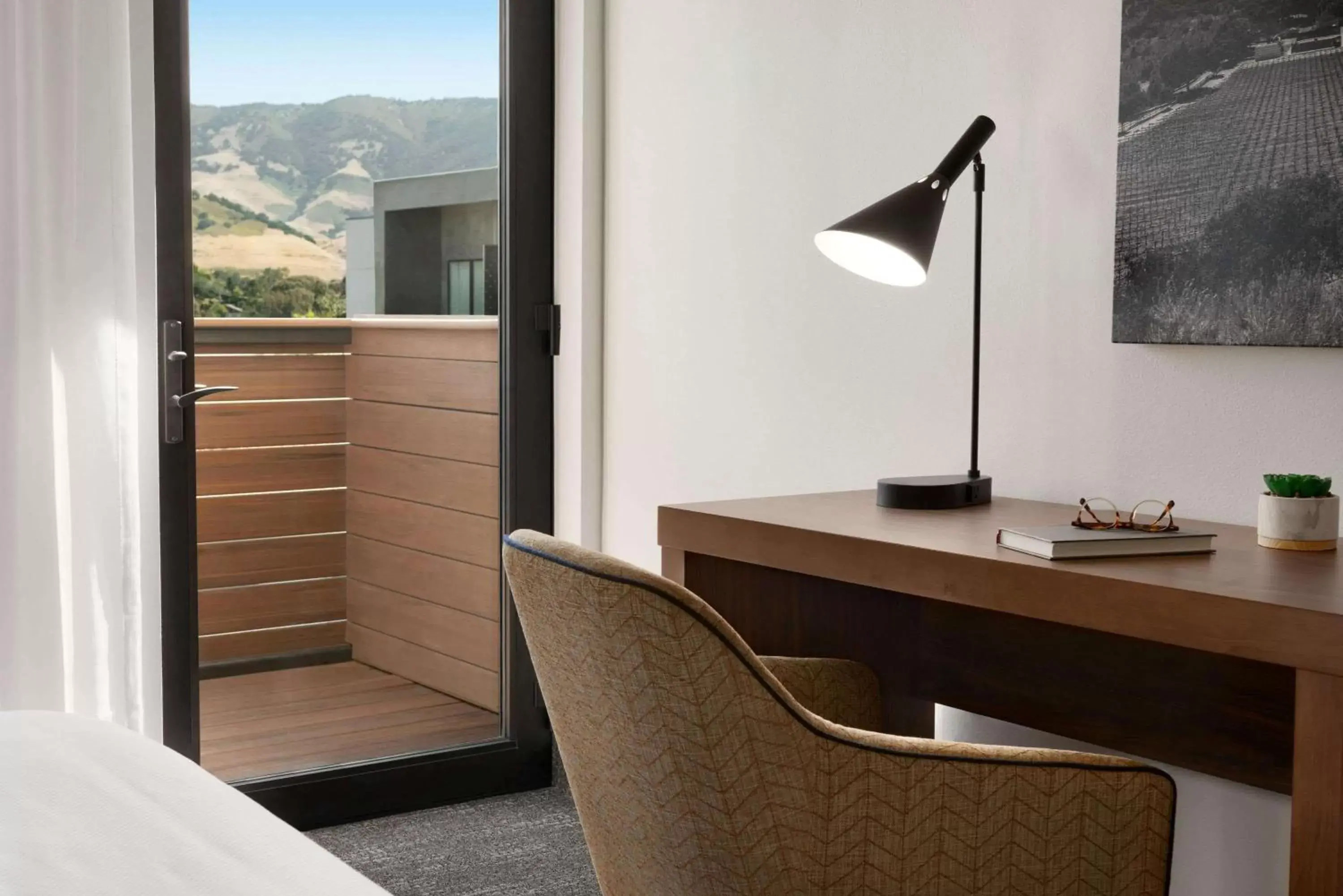 Photo of the whole room in La Quinta by Wyndham San Luis Obispo Photo of the whole room in La Quinta by Wyndham San Luis Obispo