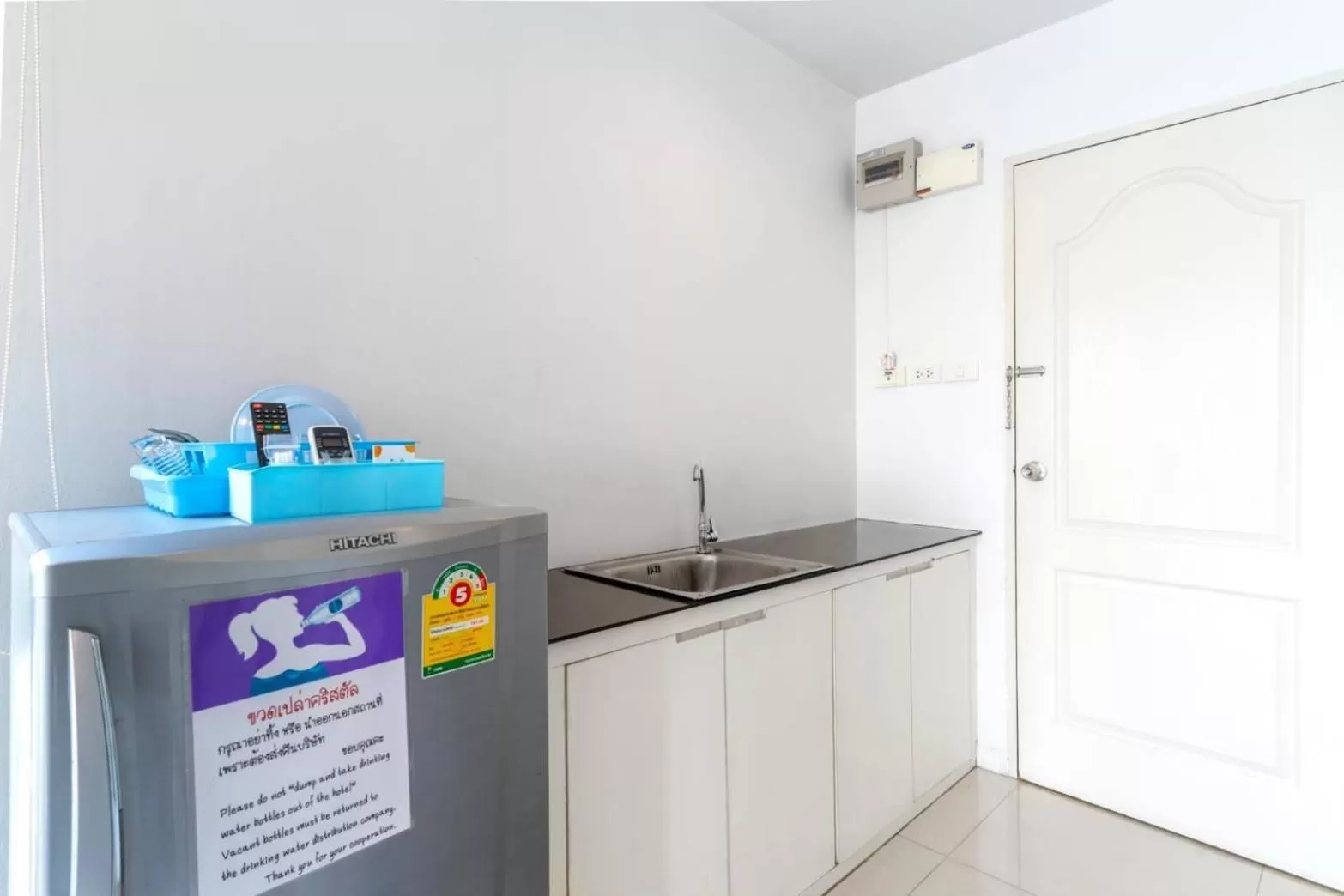 Kitchen or kitchenette in Right Place Sathorn