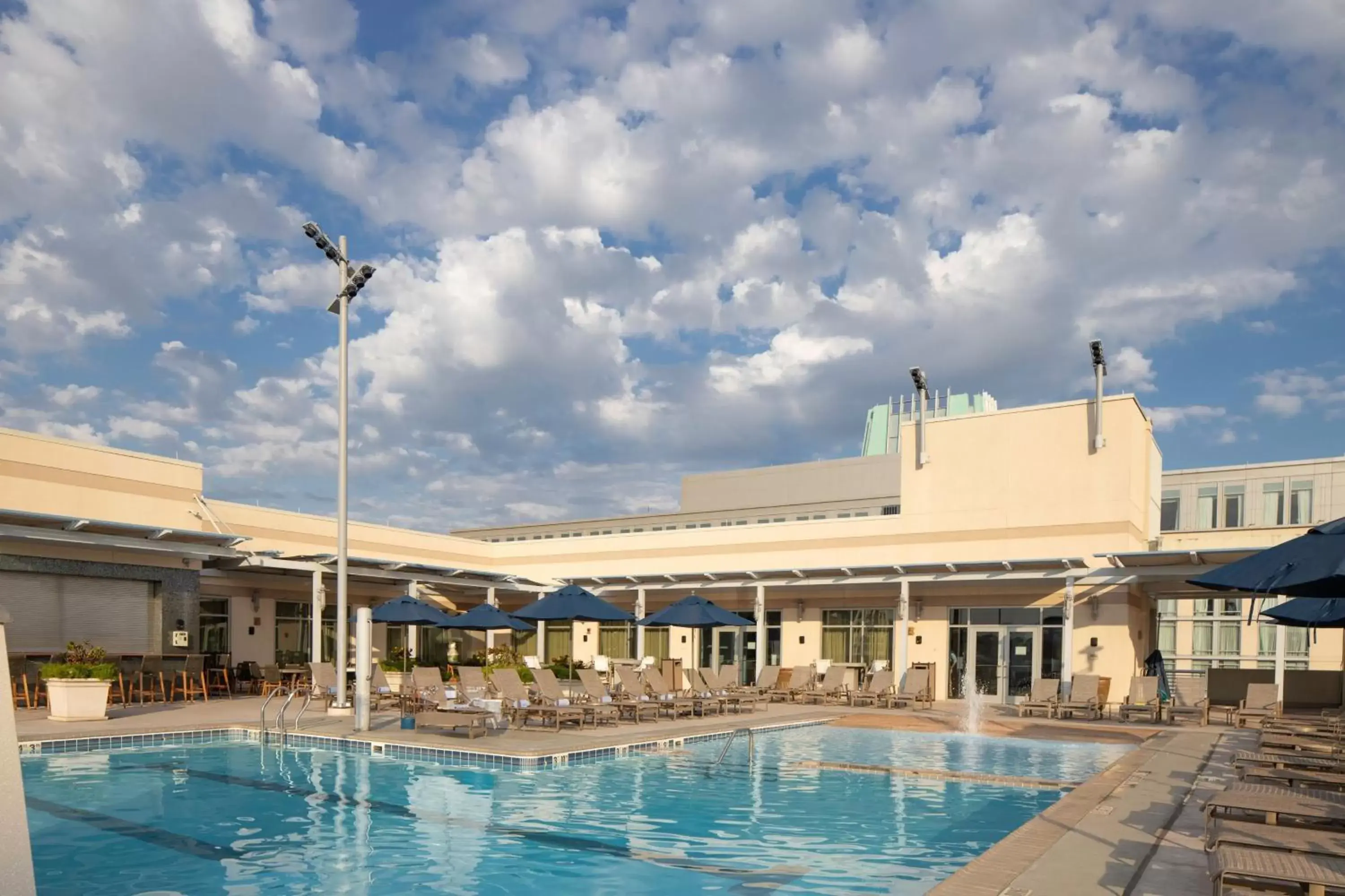 Swimming Pool in Renaissance Montgomery Hotel & Spa at the Convention Center