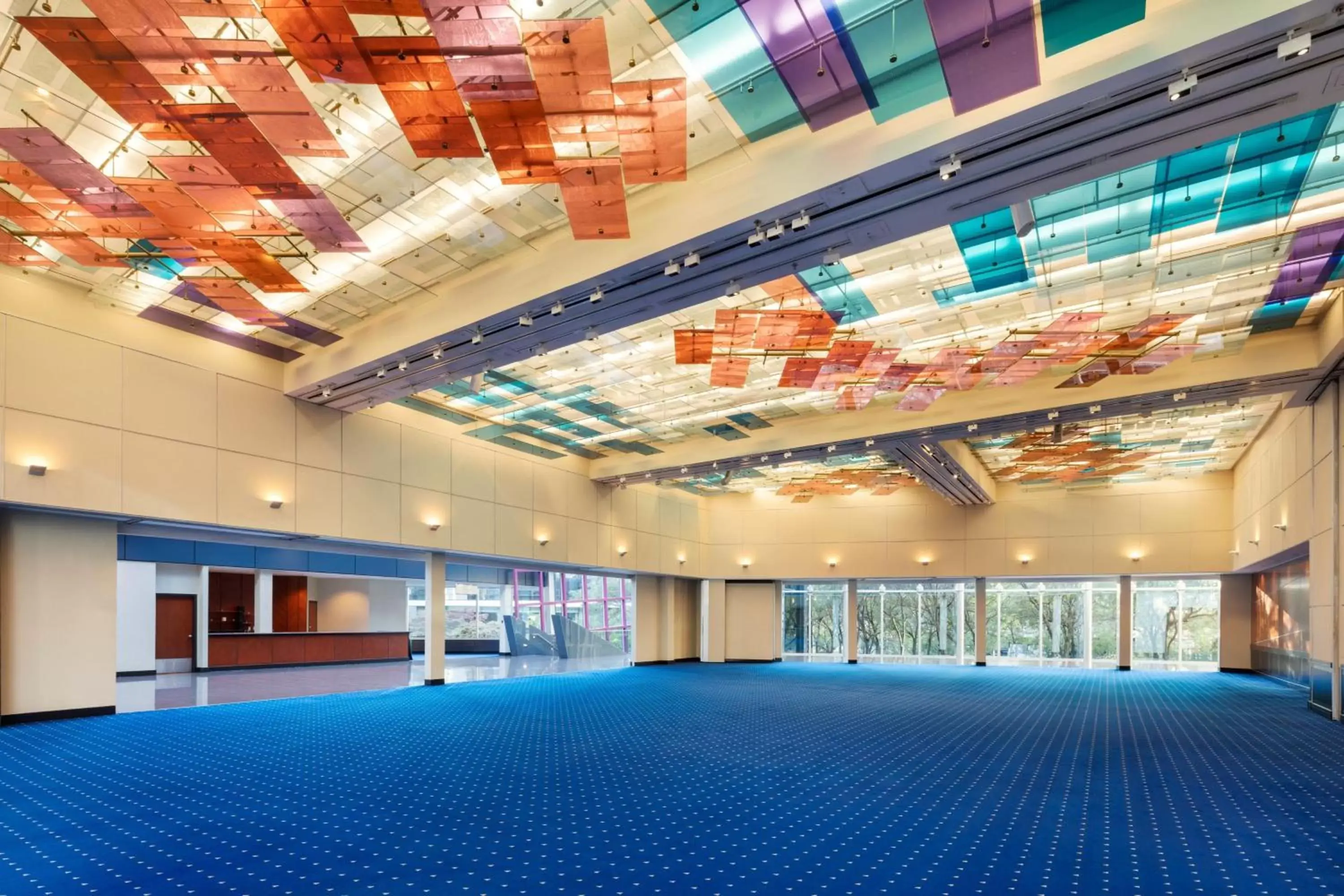 Meeting/conference room, Swimming Pool in Sheraton Vancouver Wall Centre