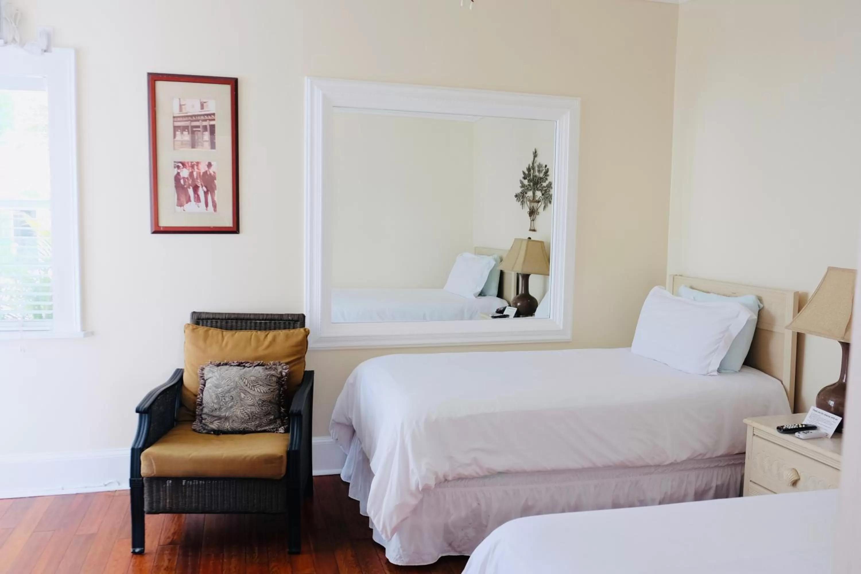 Photo of the whole room, Bed in The Casablanca Hotel
