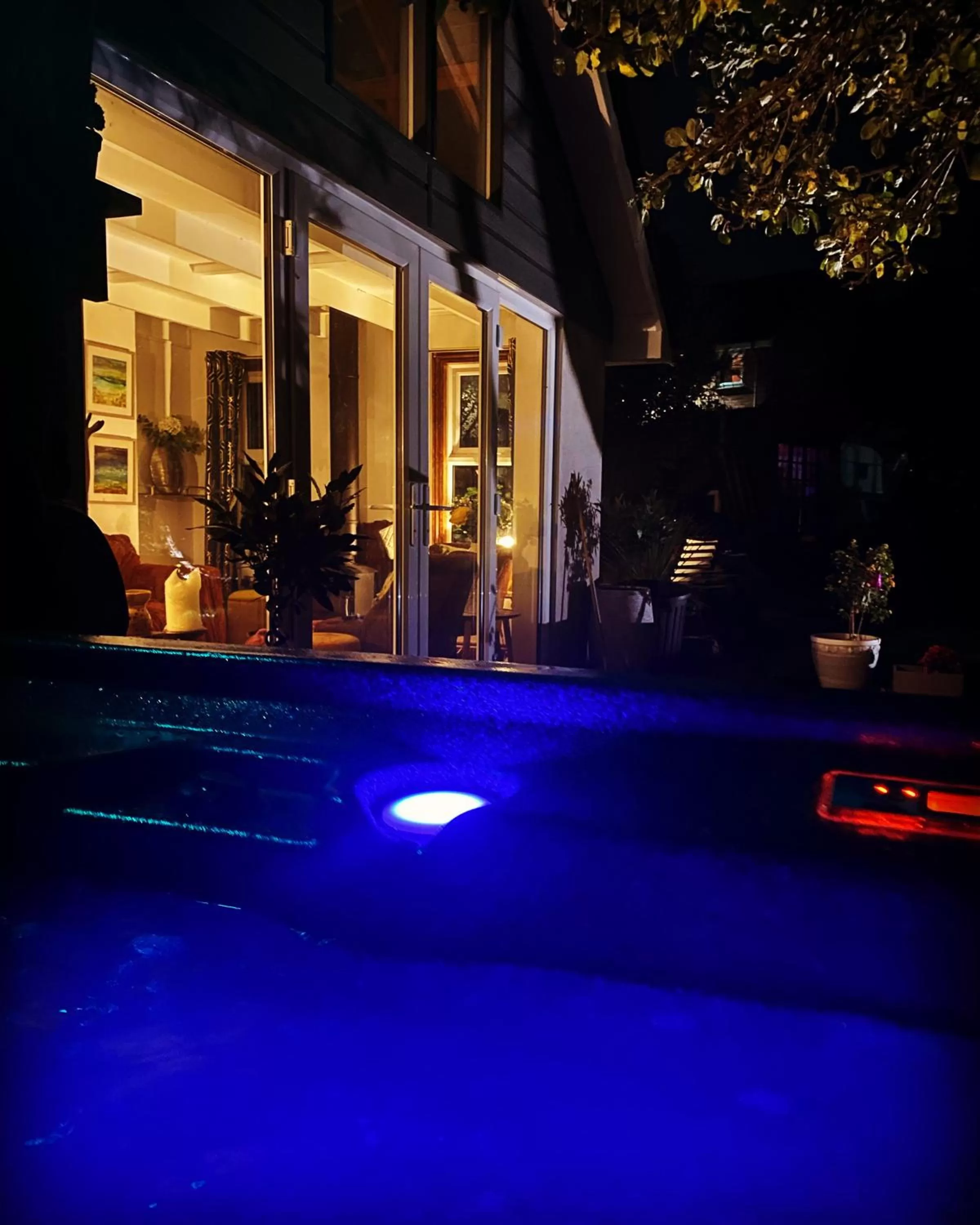 Hot Tub, Swimming Pool in One ninety Boutique Accommodation