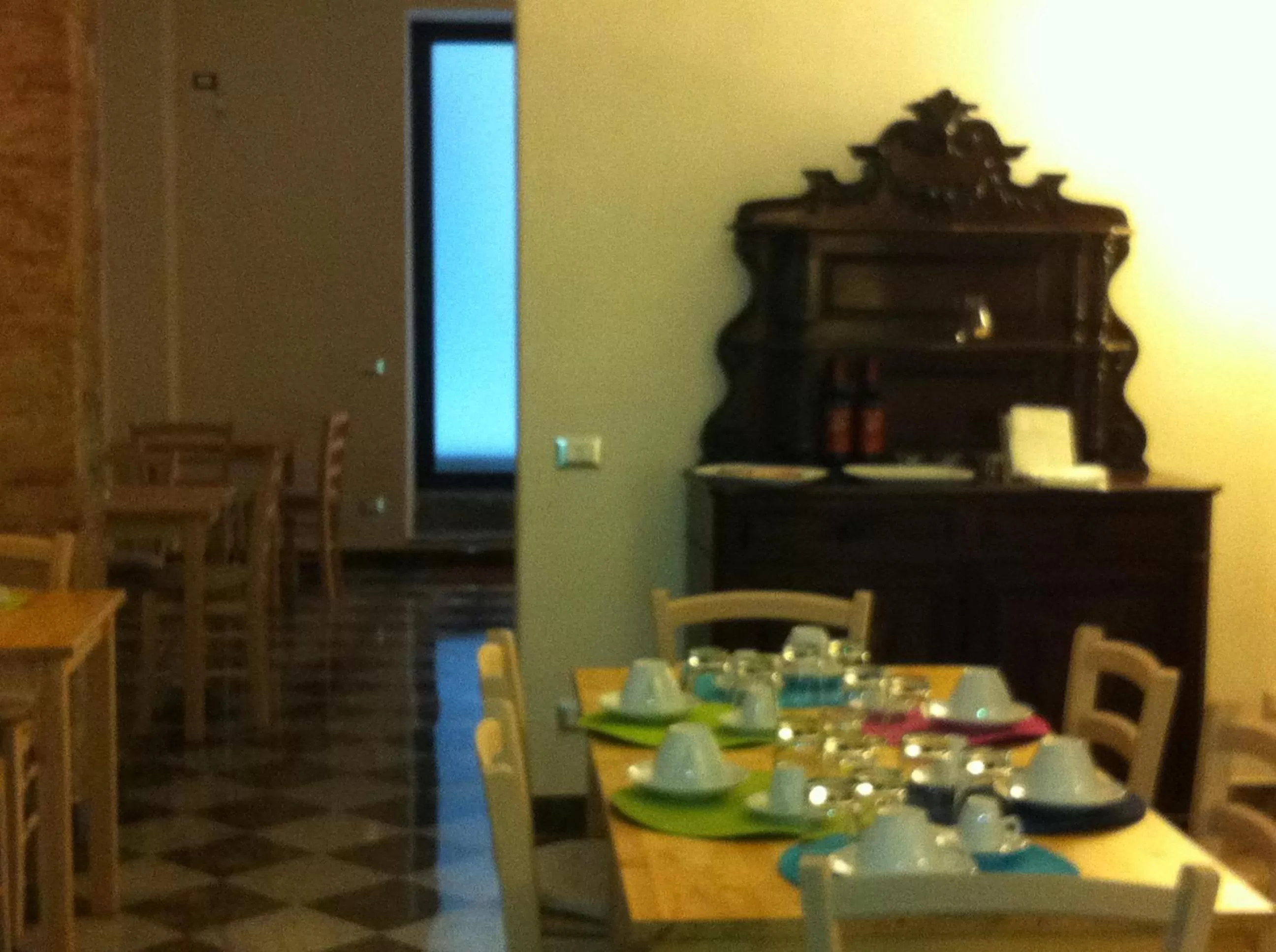 Communal lounge/ TV room in Federico Secondo B&B