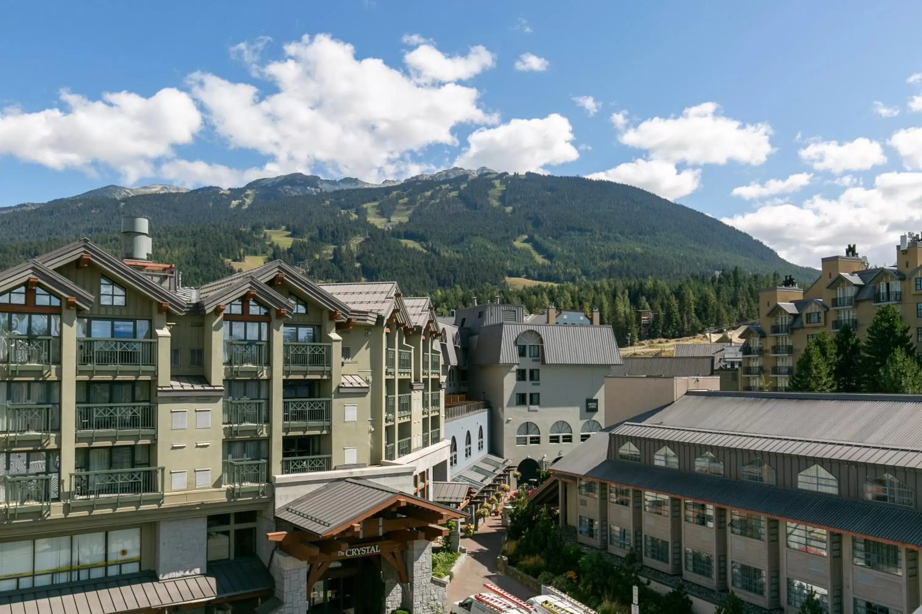 Neighbourhood, Mountain View in Adara Hotel