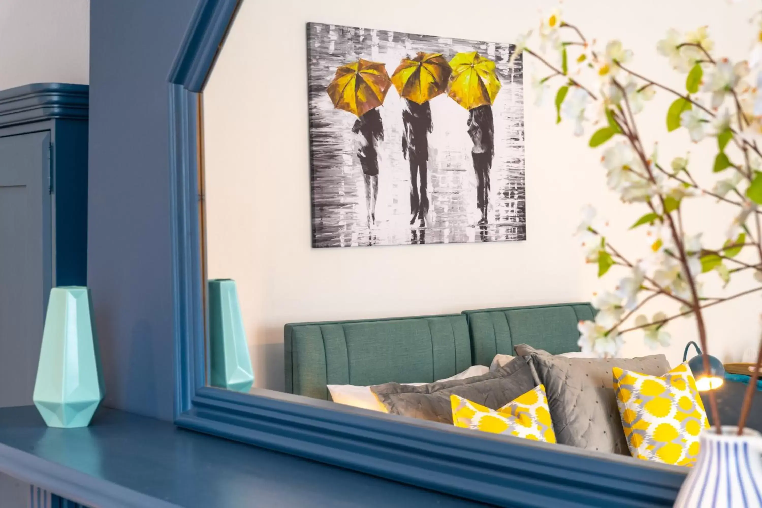 Bedroom, Seating Area in BrickSage Rooms, King's Lynn South Gate