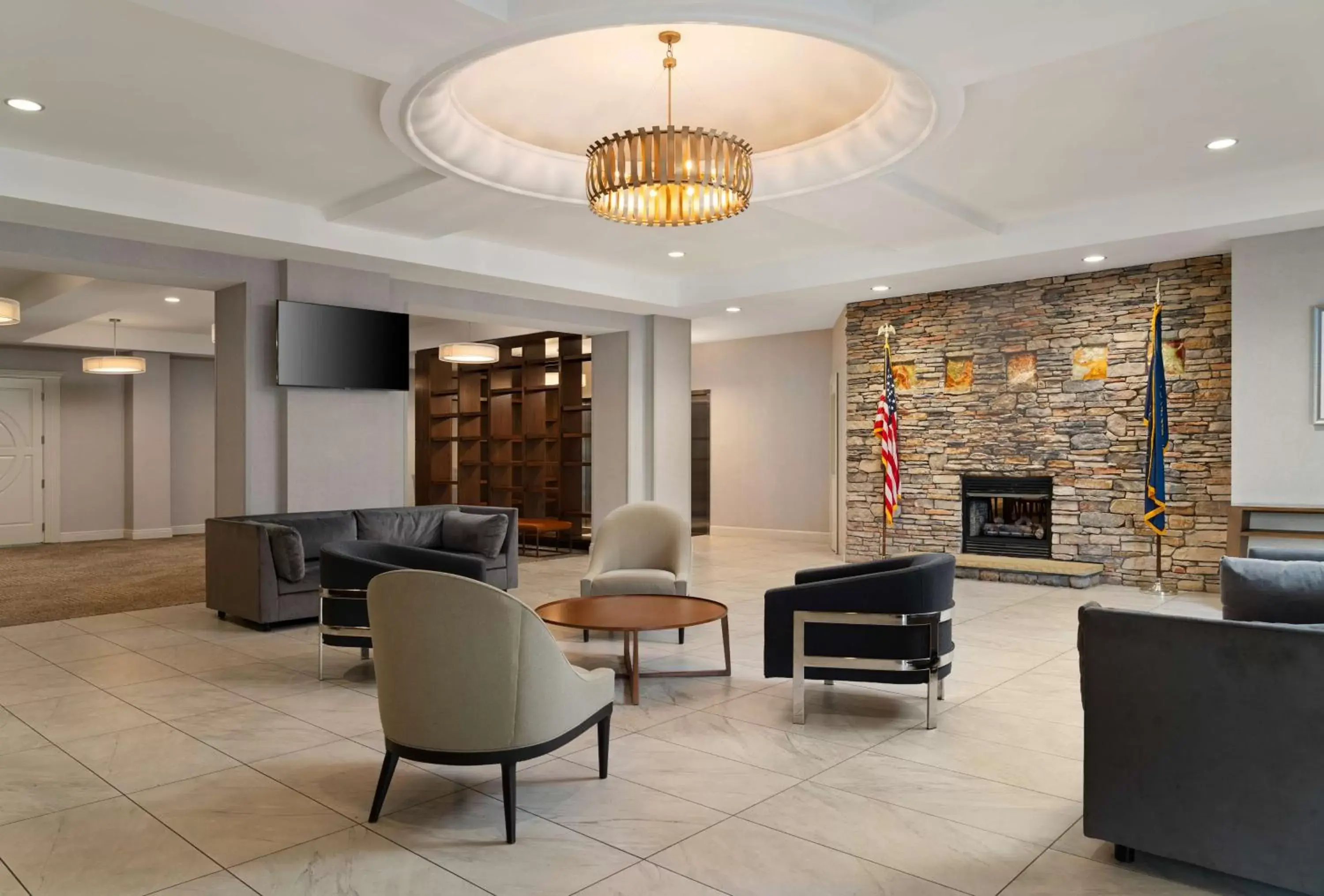 Lobby or reception, Lobby/Reception in DoubleTree by Hilton Pittsburgh Airport