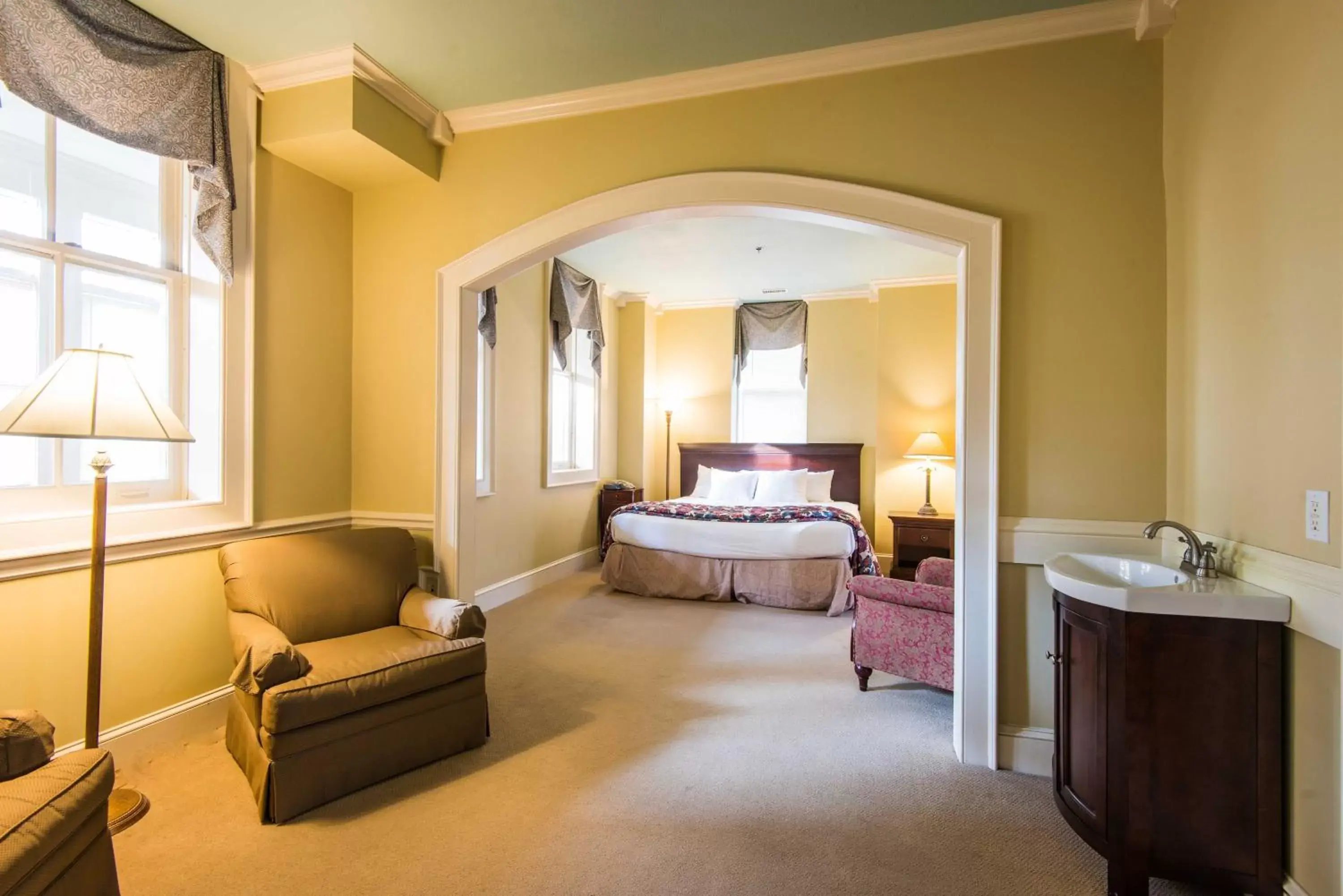 Deluxe King Suite in Fort Harrison State Park Inn Deluxe King Suite in Fort Harrison State Park Inn