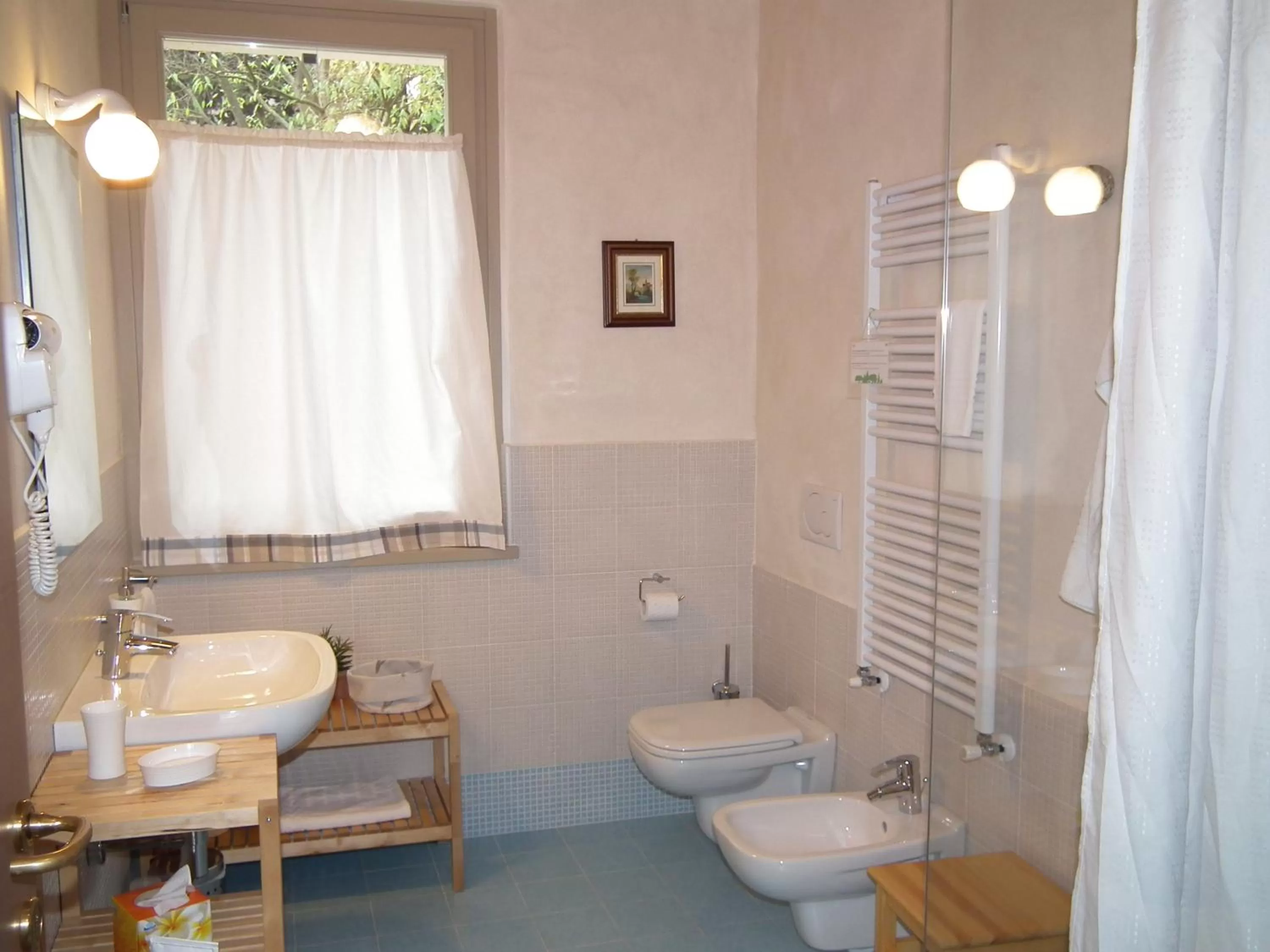 Bathroom in L'Isolo b&b e case vacanza