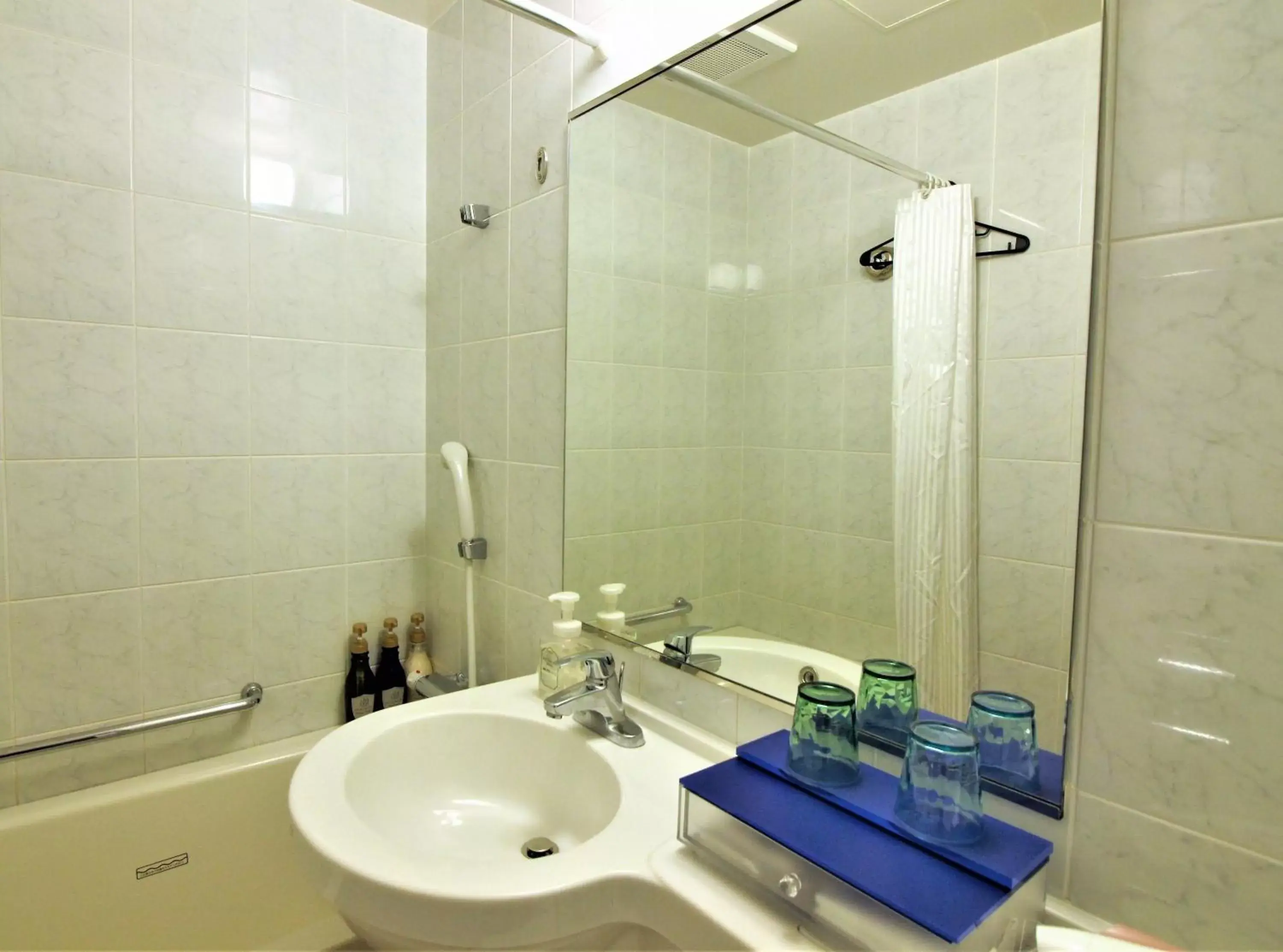 Single Room - single occupancy - Smoking in Hotel Hokke Club Naha Shintoshin Single Room - single occupancy - Smoking in Hotel Hokke Club Naha Shintoshin