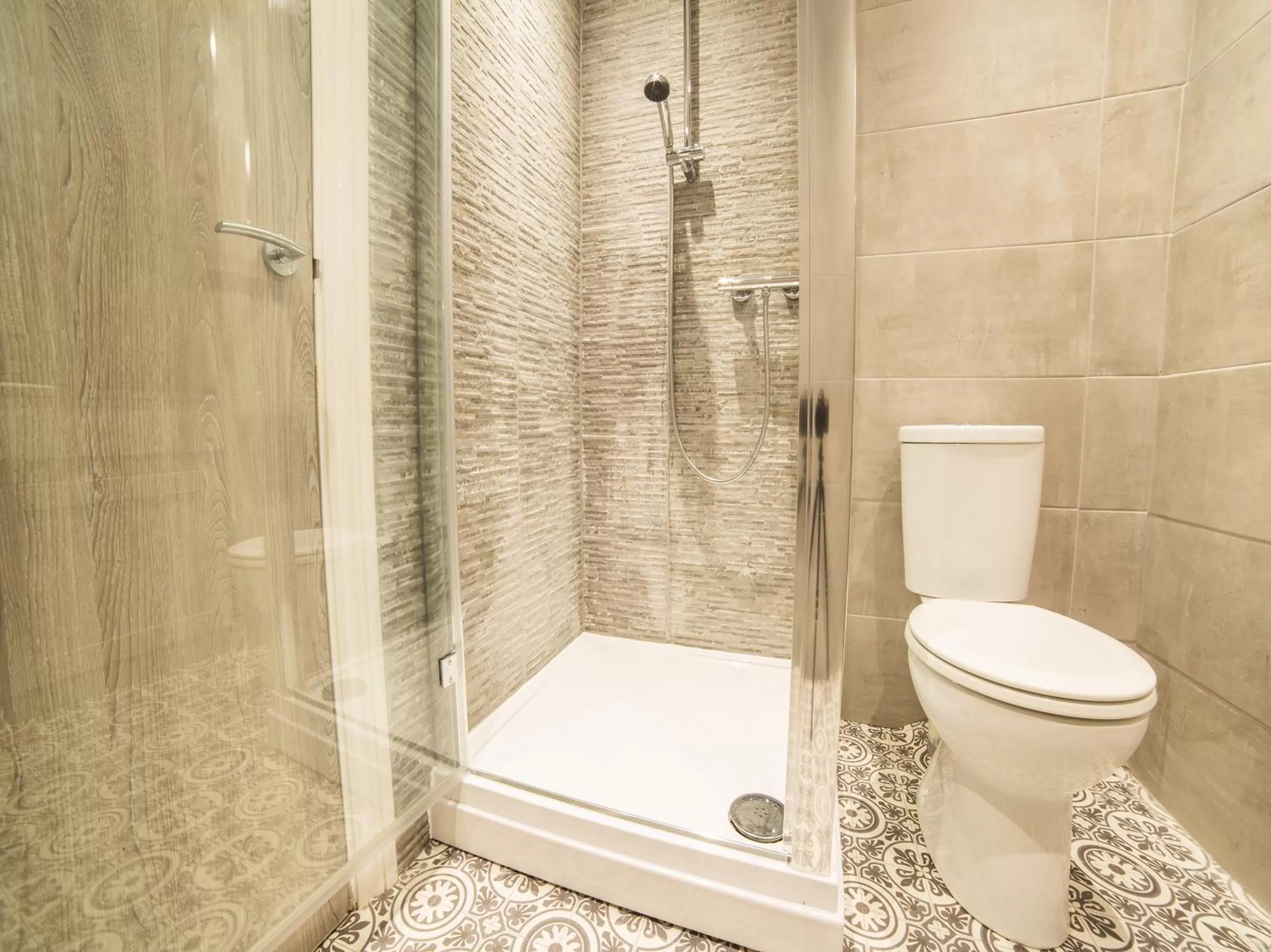 Bathroom in Churchill's Hotel