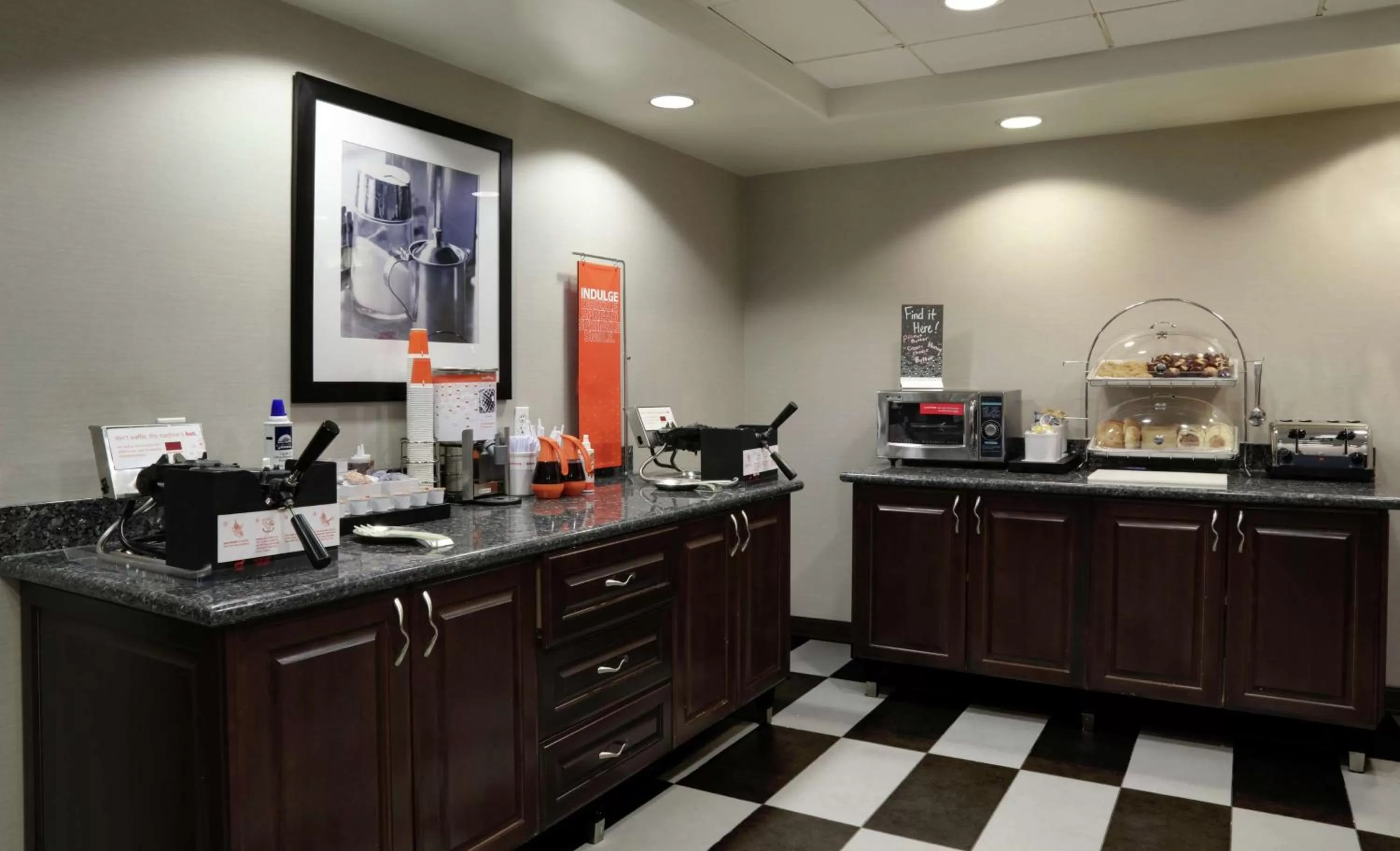 Restaurant/places to eat in Hampton Inn & Suites Temecula