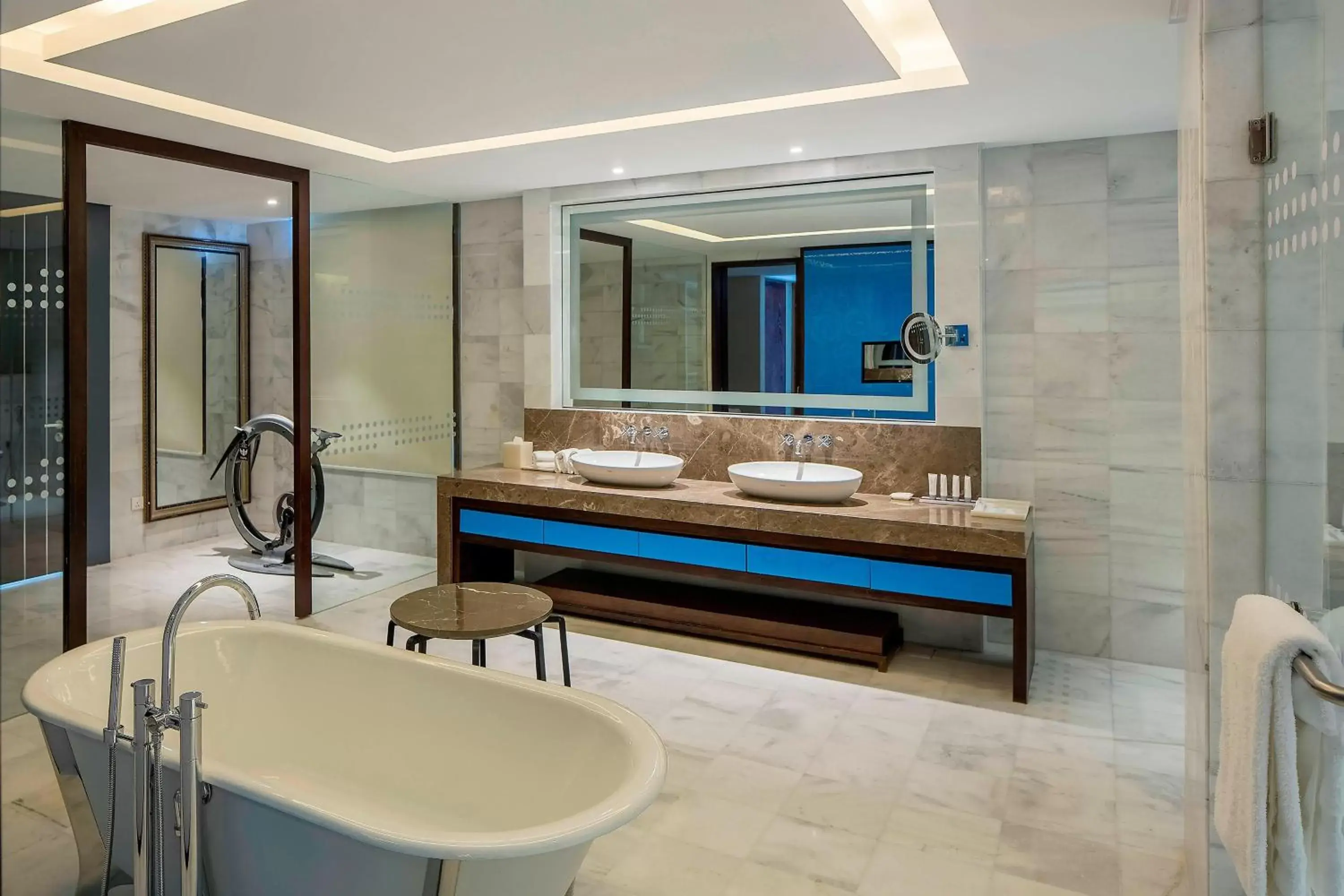 Bathroom in Le Meridien Dhaka