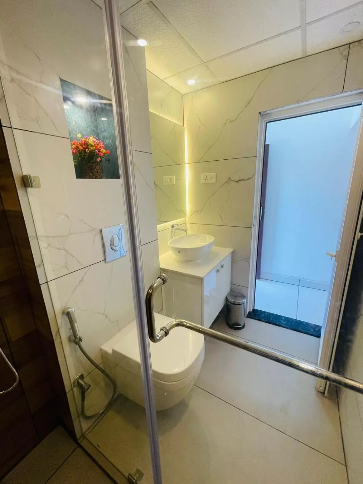 Bathroom in Garden Bay Resort