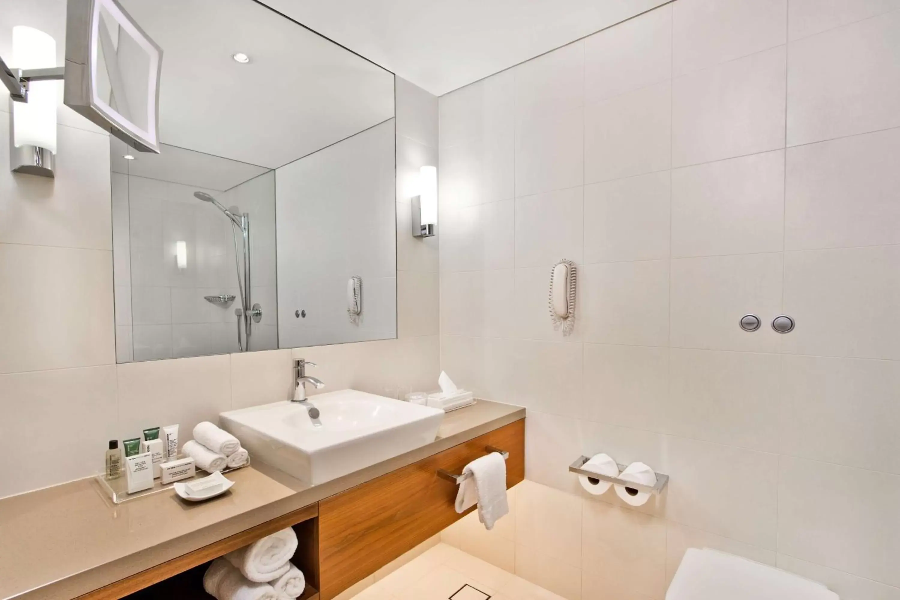 Bathroom in Hilton Brisbane