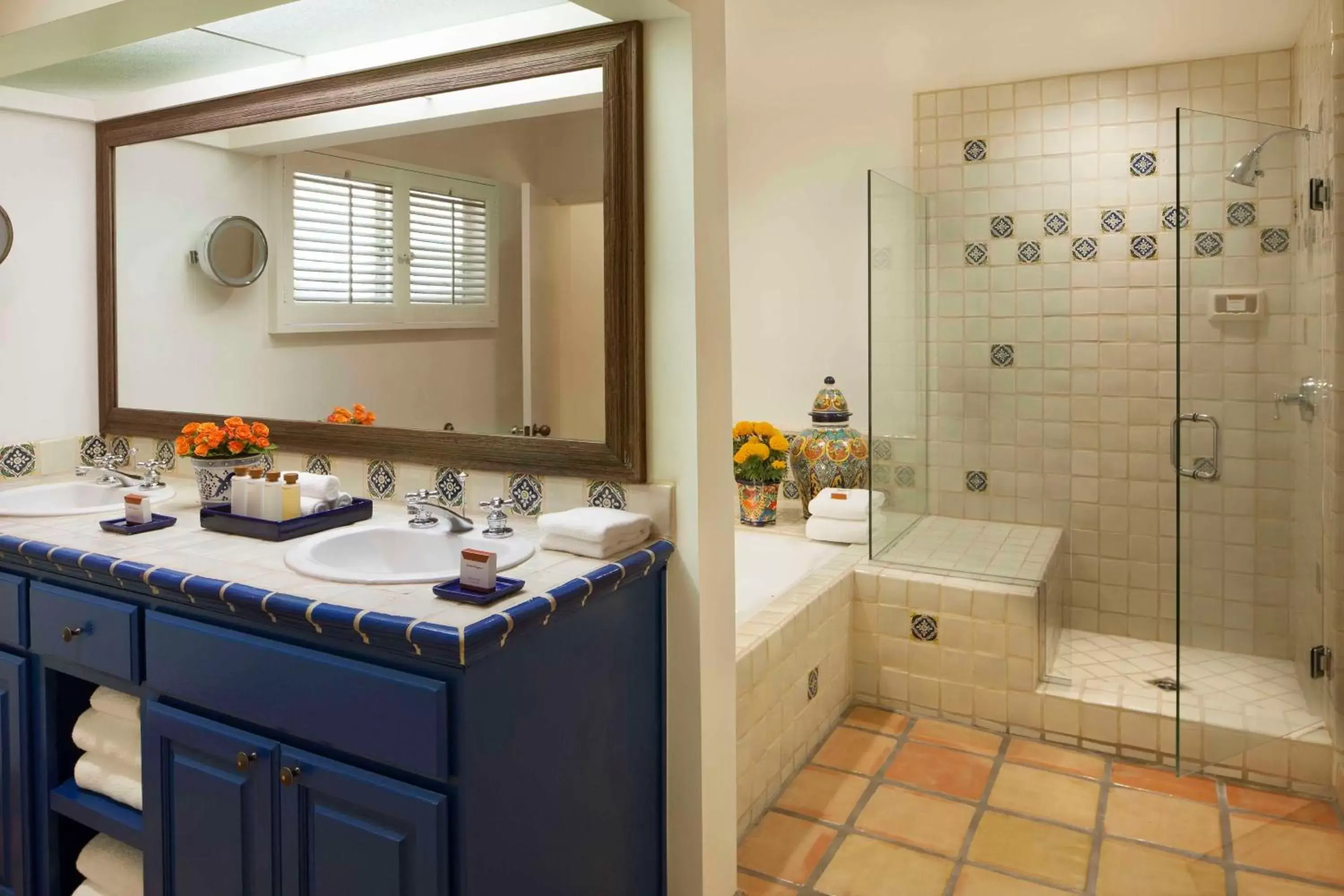 Bathroom in La Quinta Resort & Club, Curio Collection