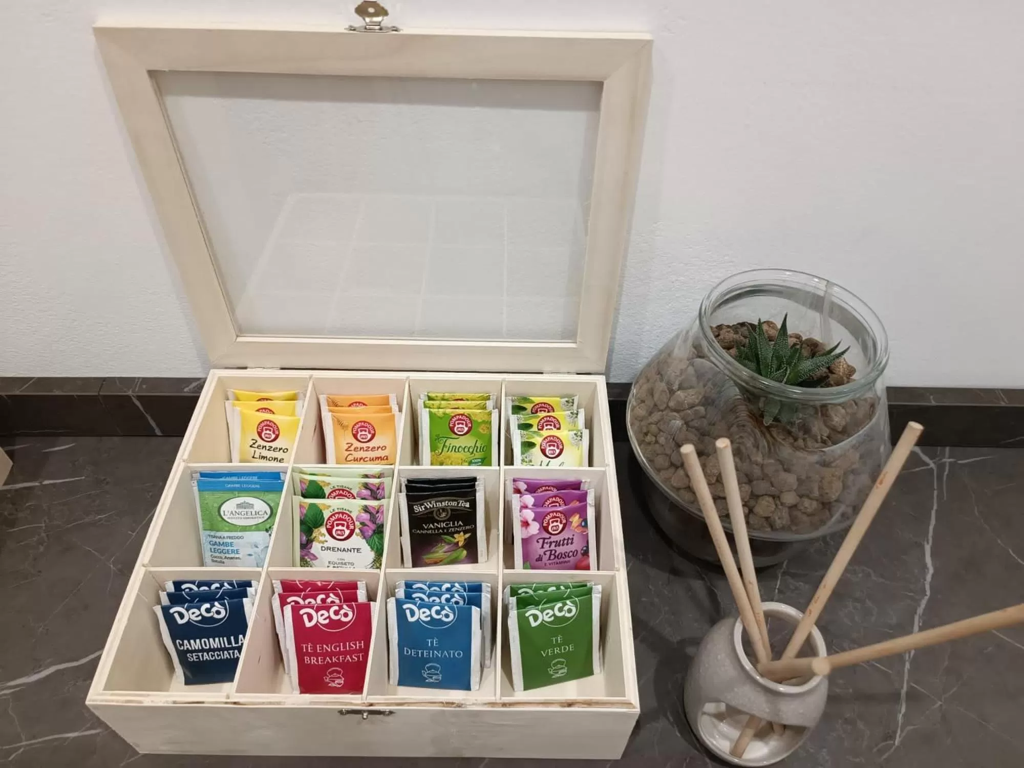 Guests in Liotru Maisonne