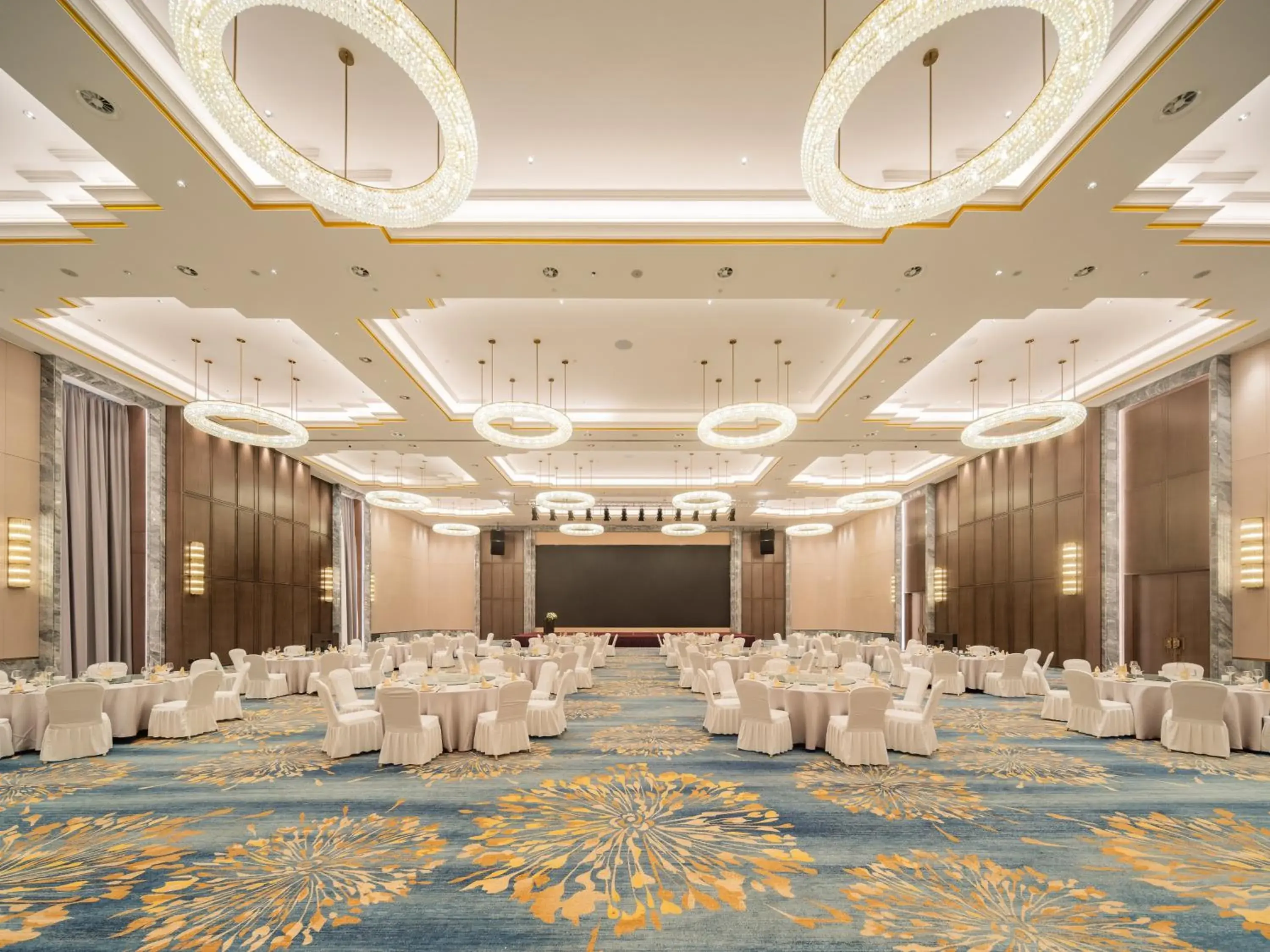 Banquet/Function facilities, Banquet Facilities in Holiday Inn Zhengzhou Zhongzhou, an IHG Hotel